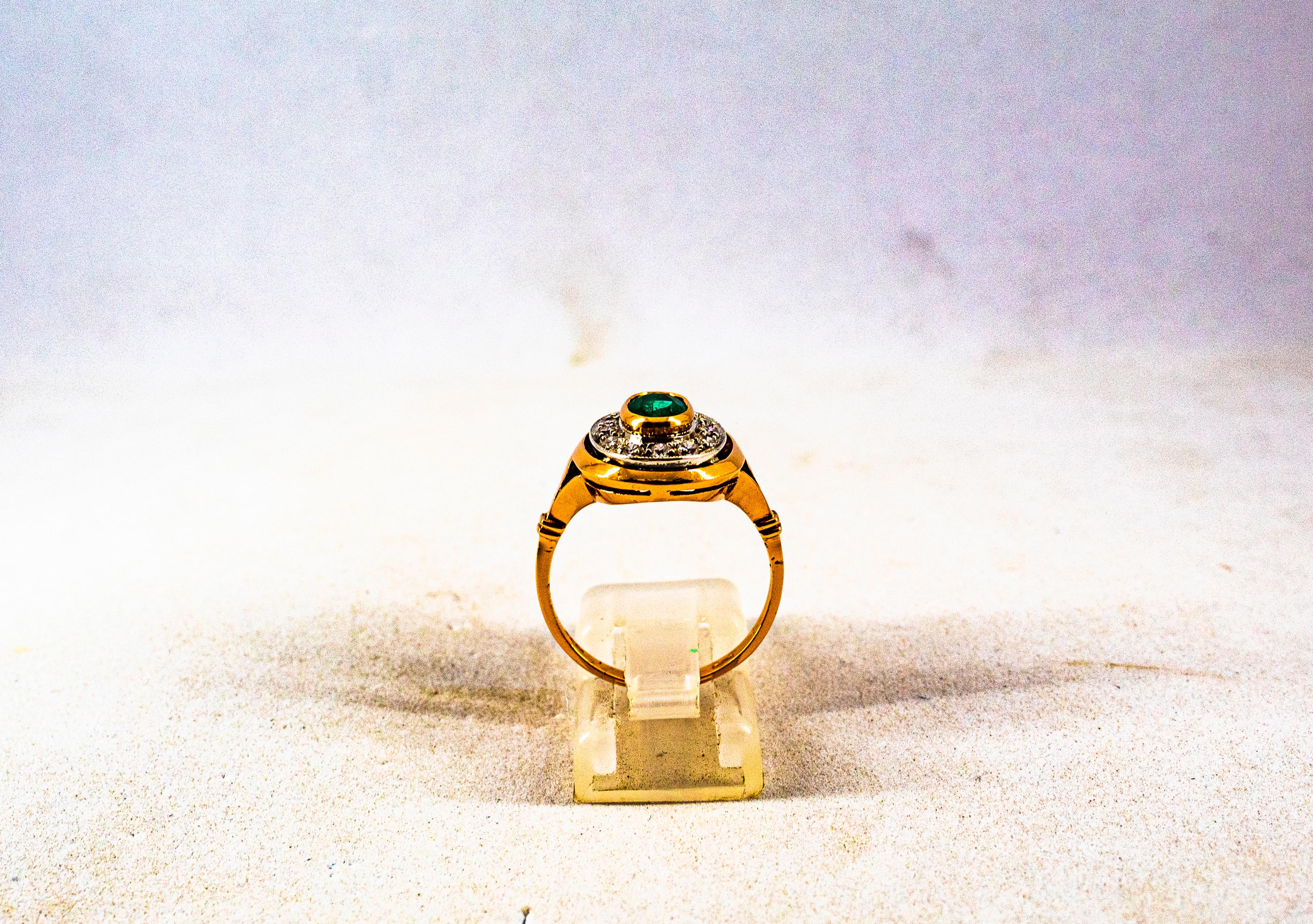 Art Deco Style 1.15 Carat White Diamond Emerald Yellow Gold Cocktail Ring For Sale 3