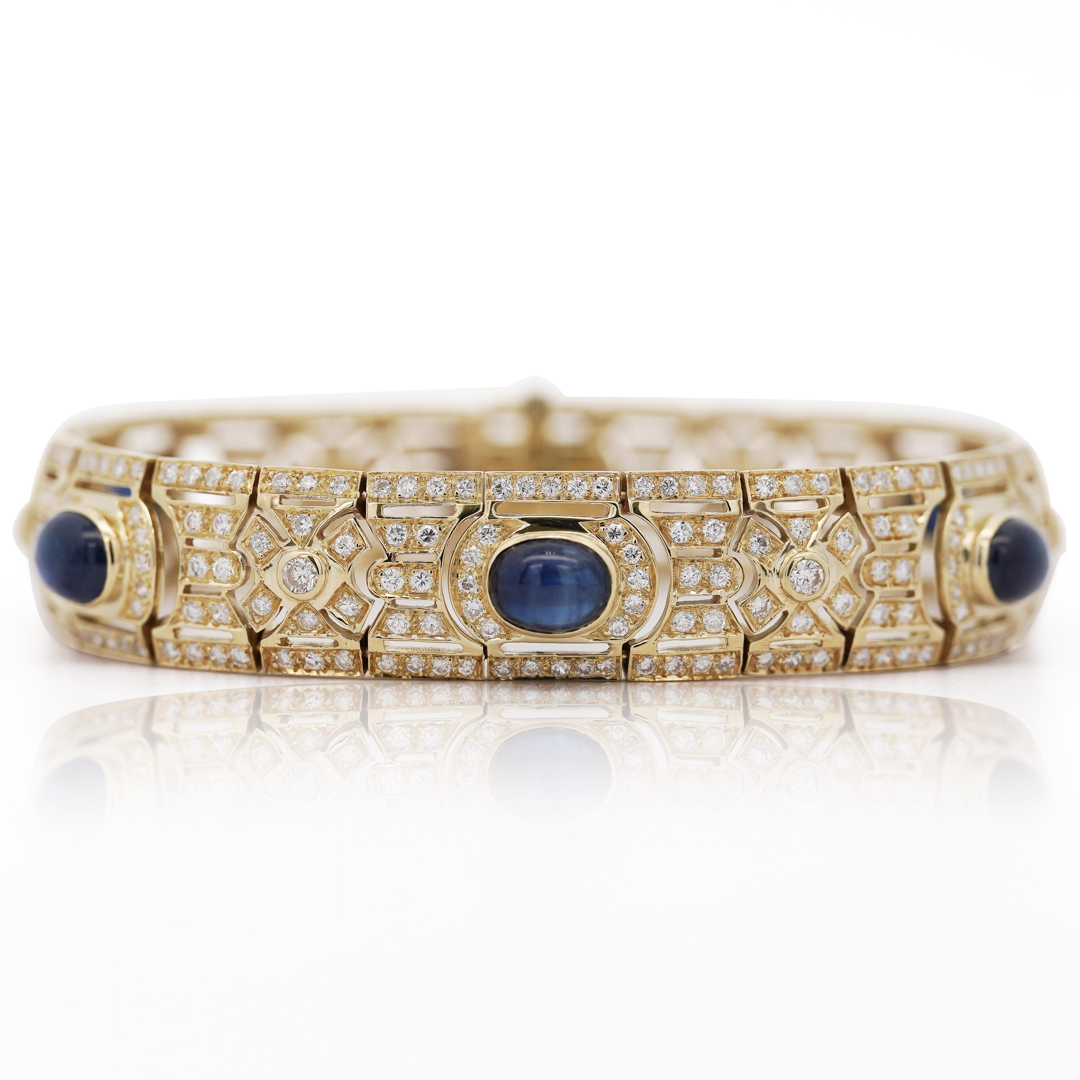Art Deco Style 12 Carat Cabochon Sapphire & Diamond 18K Gold Bracelet en venta 4