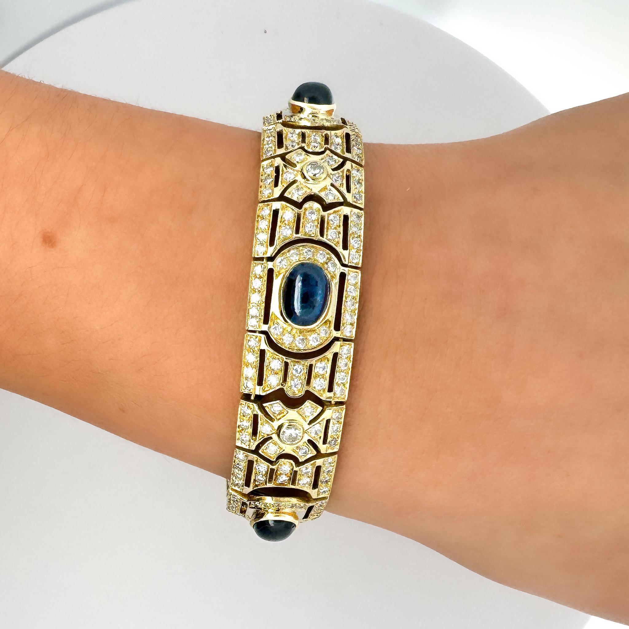 Art Deco Style 12 Carat Cabochon Sapphire & Diamond 18K Gold Bracelet Cabujón en venta
