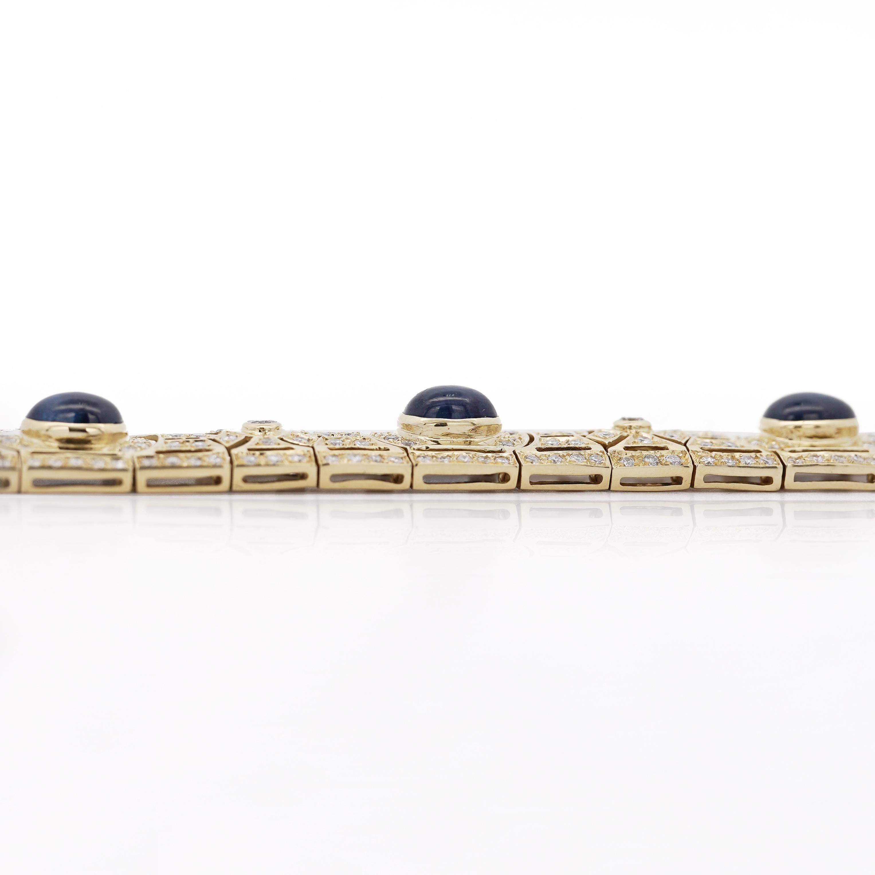 Art Deco Style 12 Carat Cabochon Sapphire & Diamond 18K Gold Bracelet en venta 2