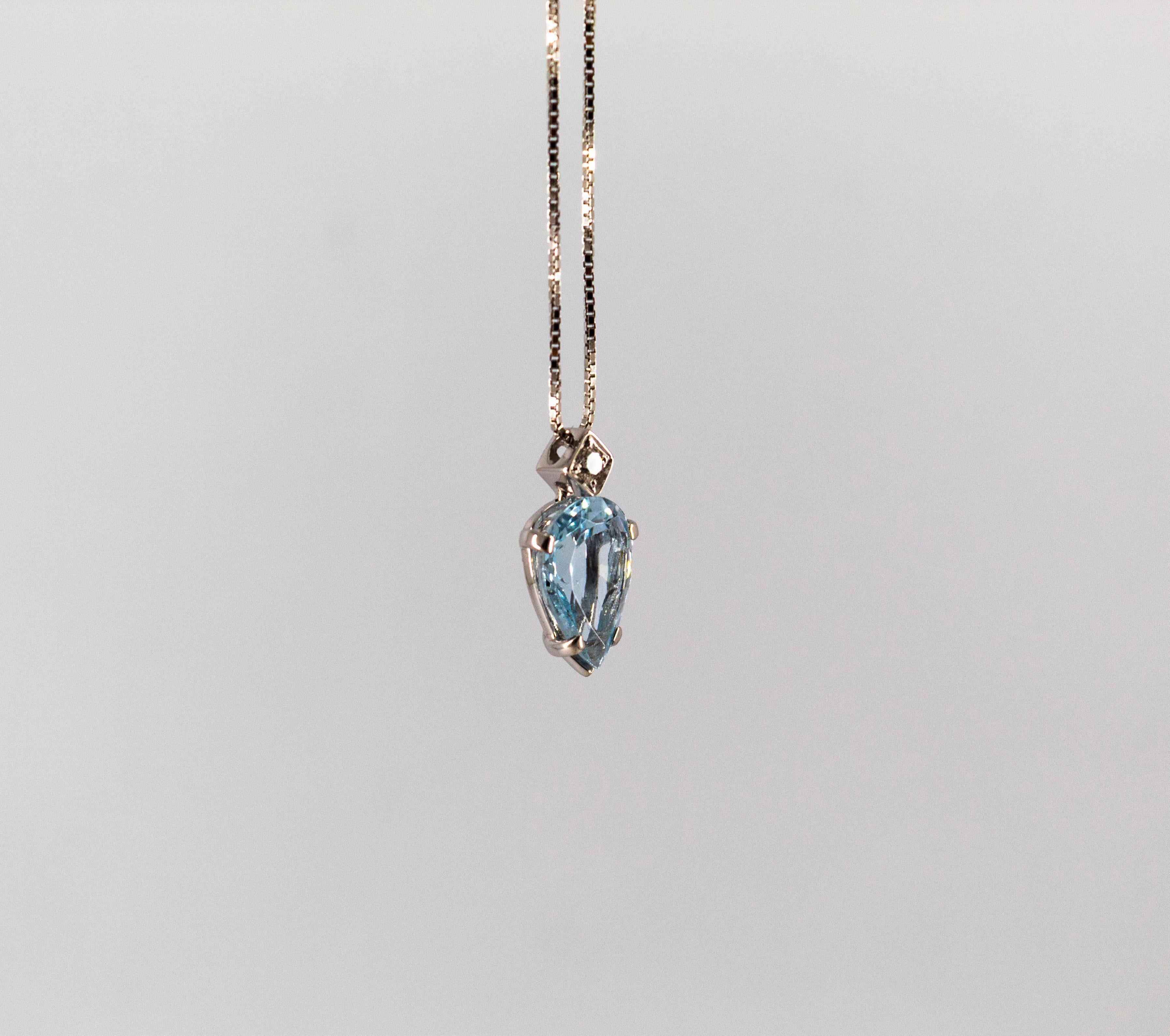 Art Deco Style 1.20 Carat Aquamarine 0.03 Carat Diamond White Gold Necklace For Sale 1