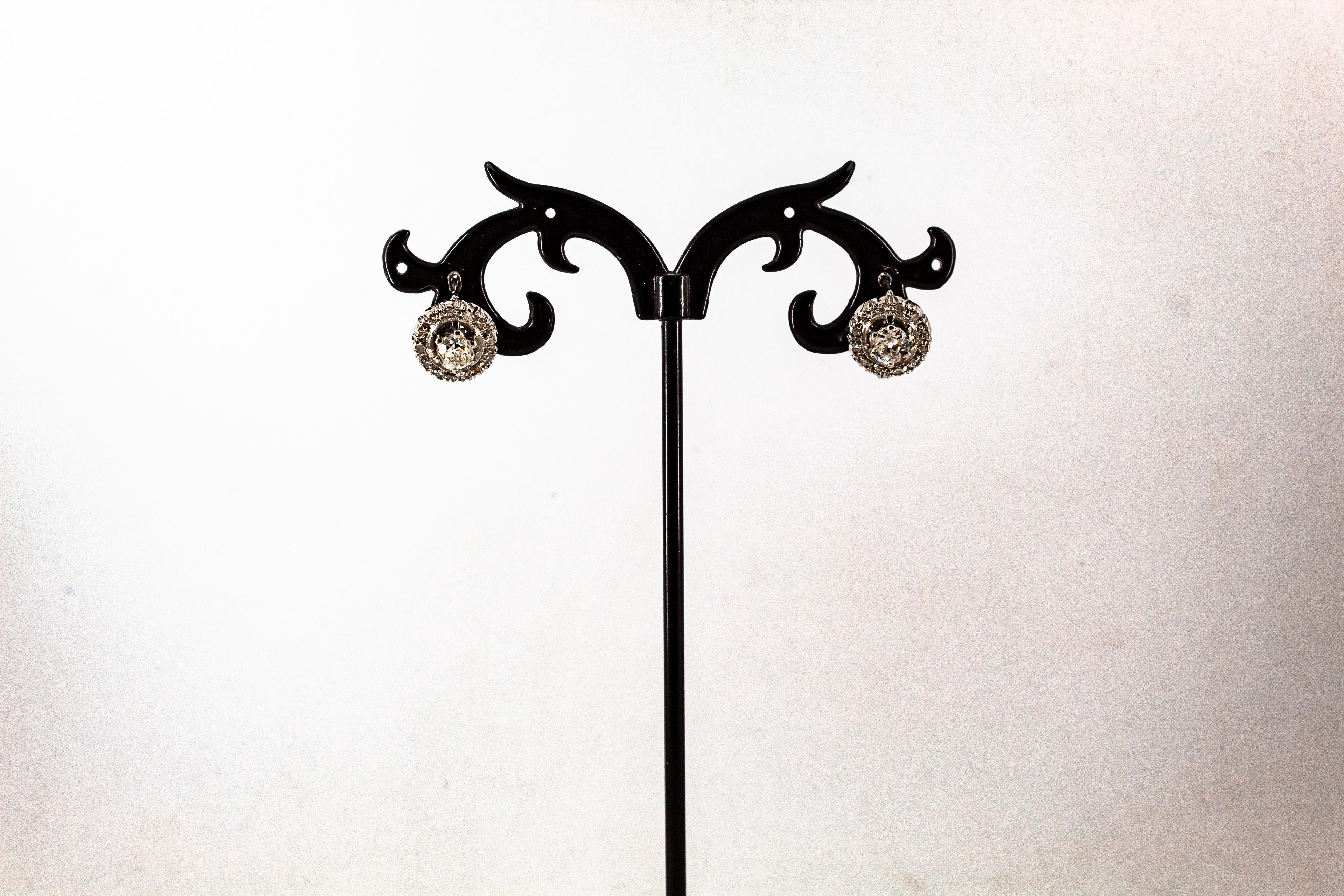 Orecchini a leva in oro bianco con diamante bianco da 1,23 carati in stile Art Déco in vendita 1