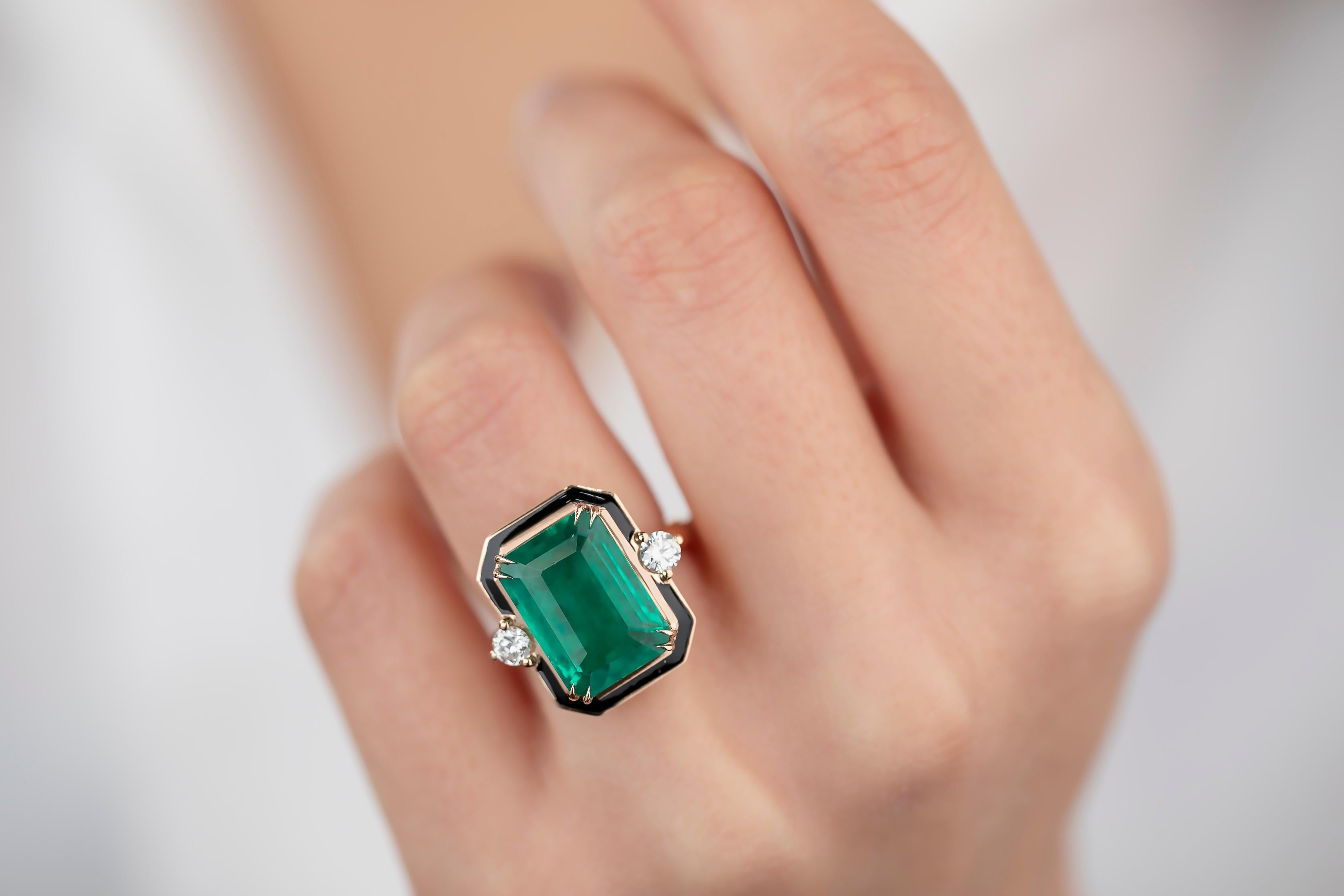 For Sale:  Art Deco Style 13 Ct. Synthetic Emerald and Diamond 14K Gold Cocktail Ring 3