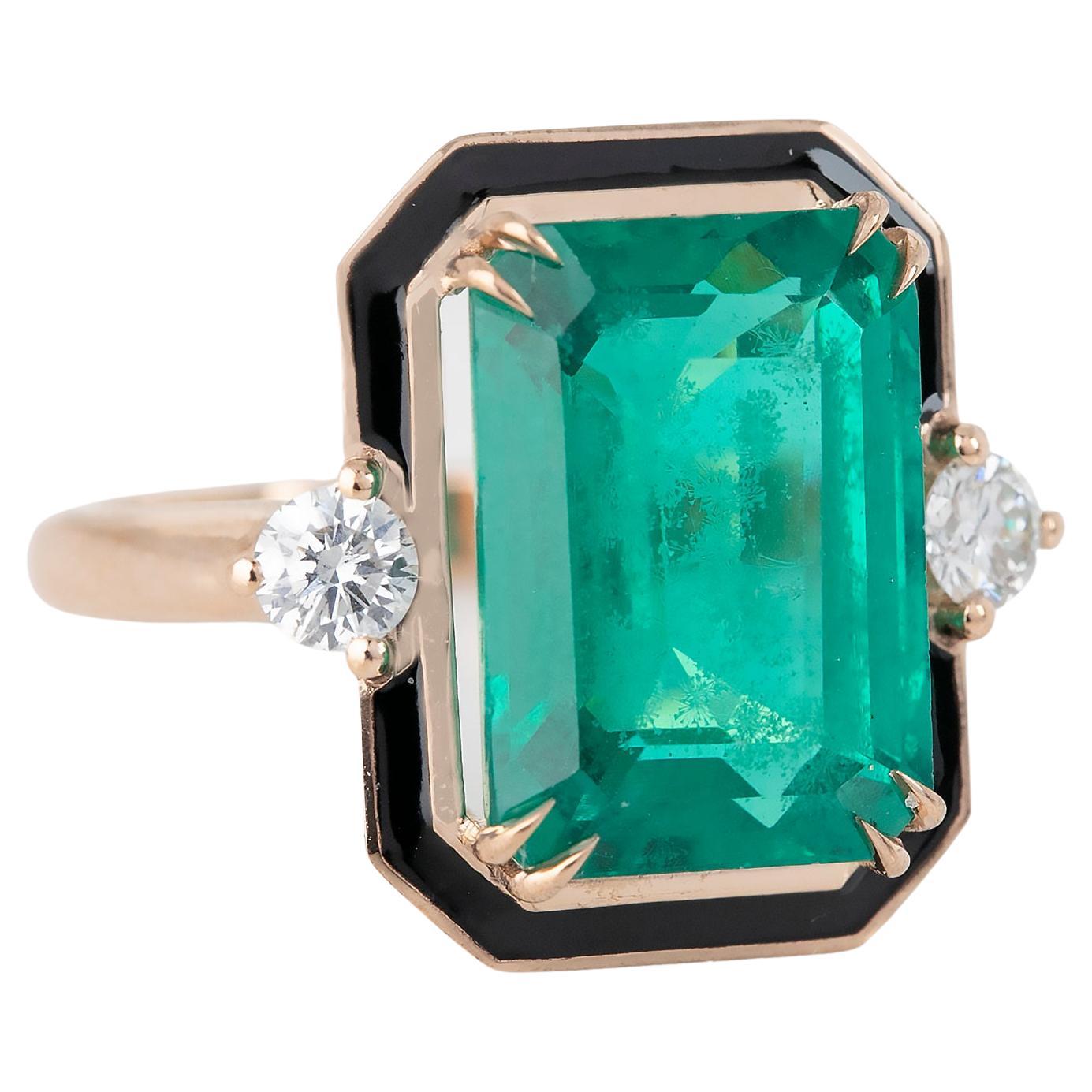Art Deco Style 13 Ct. Emerald and Diamond 14K Gold Cocktail Ring