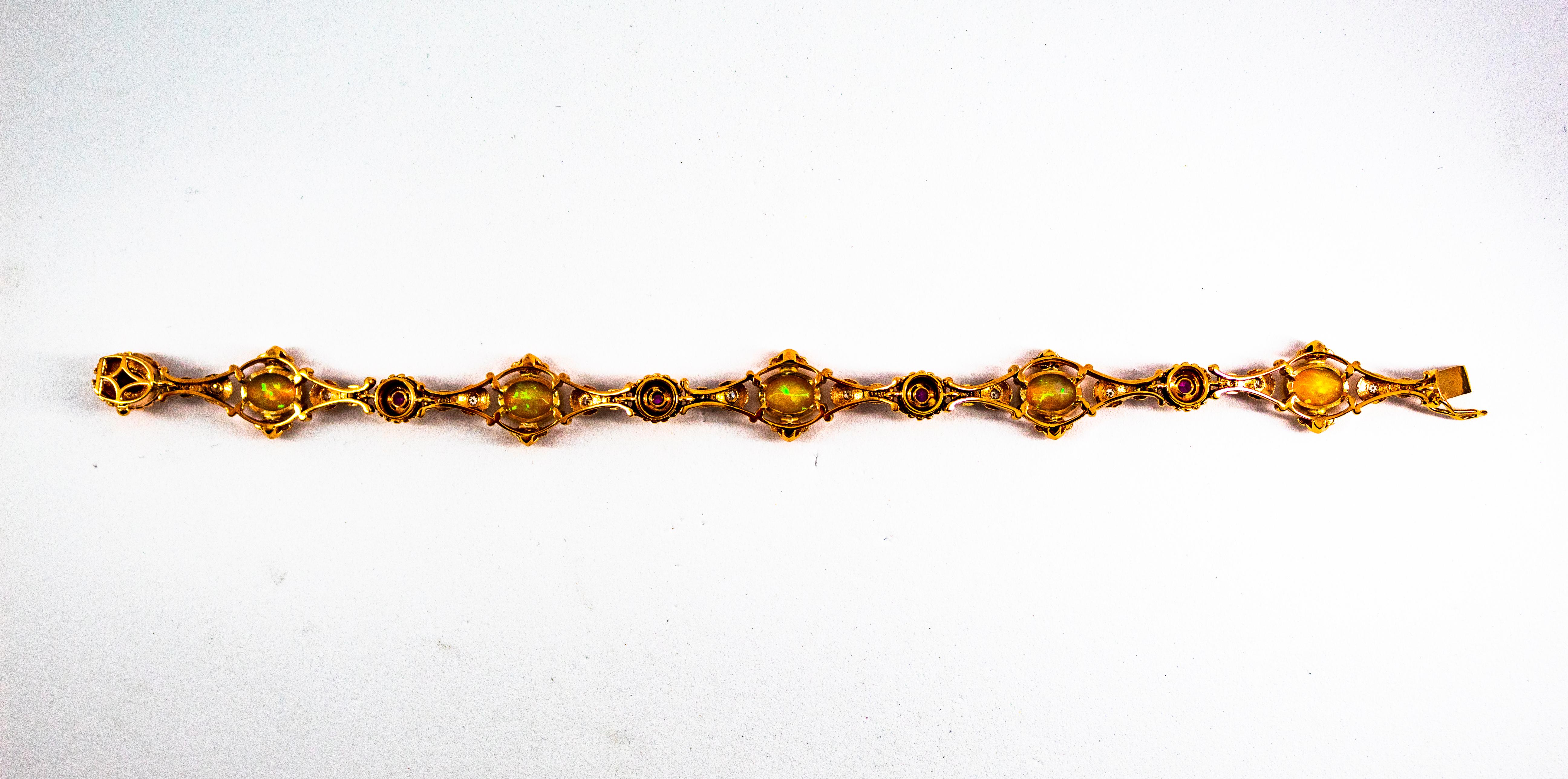 Gelbgoldarmband im Art-déco-Stil mit 1,30 Karat Diamant und Rubin, 3,50 Karat Opal (Rundschliff) im Angebot