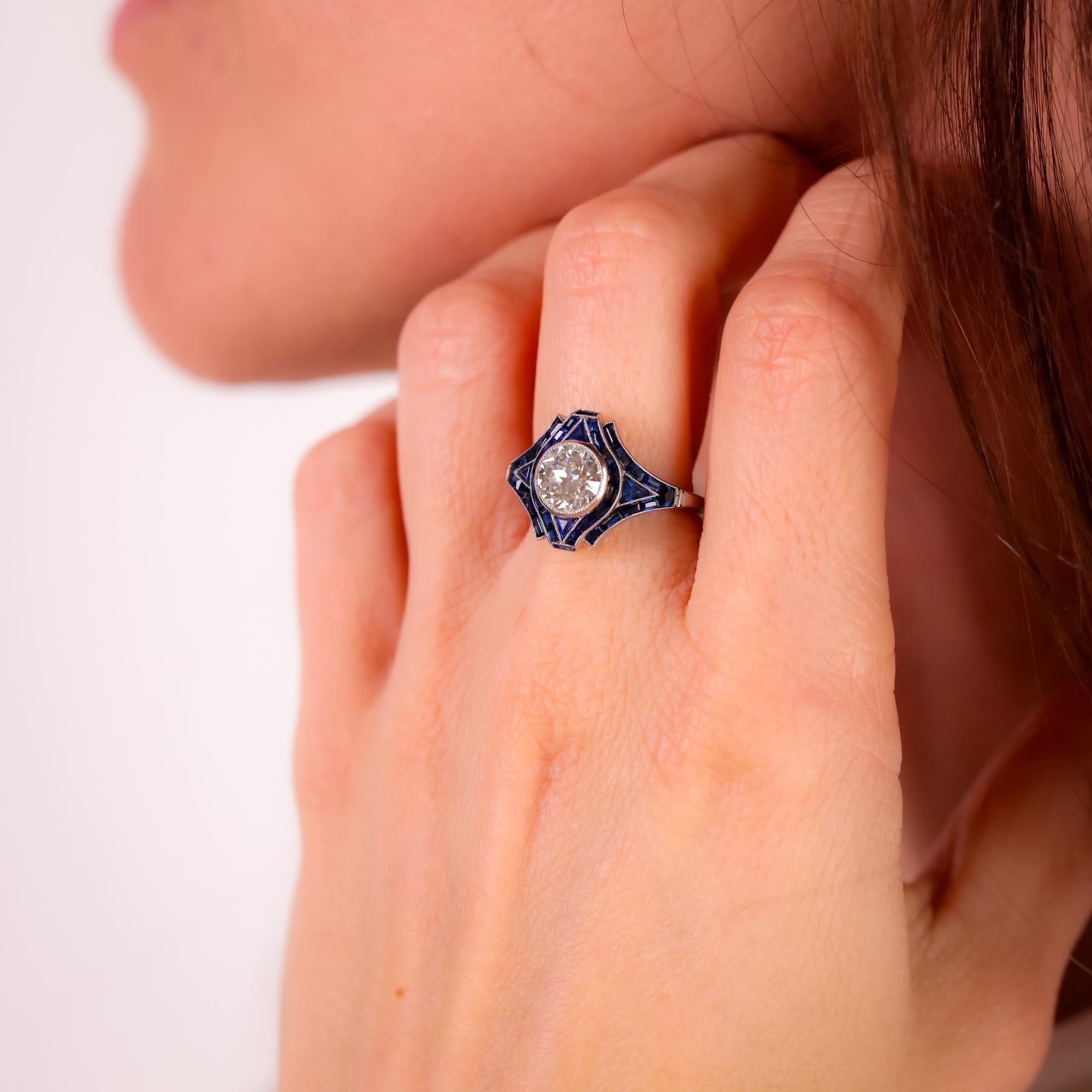 Taille vieille Europe Bague en platine de style Art déco, saphir et diamant de taille européenne ancienne de 1,31 carat en vente