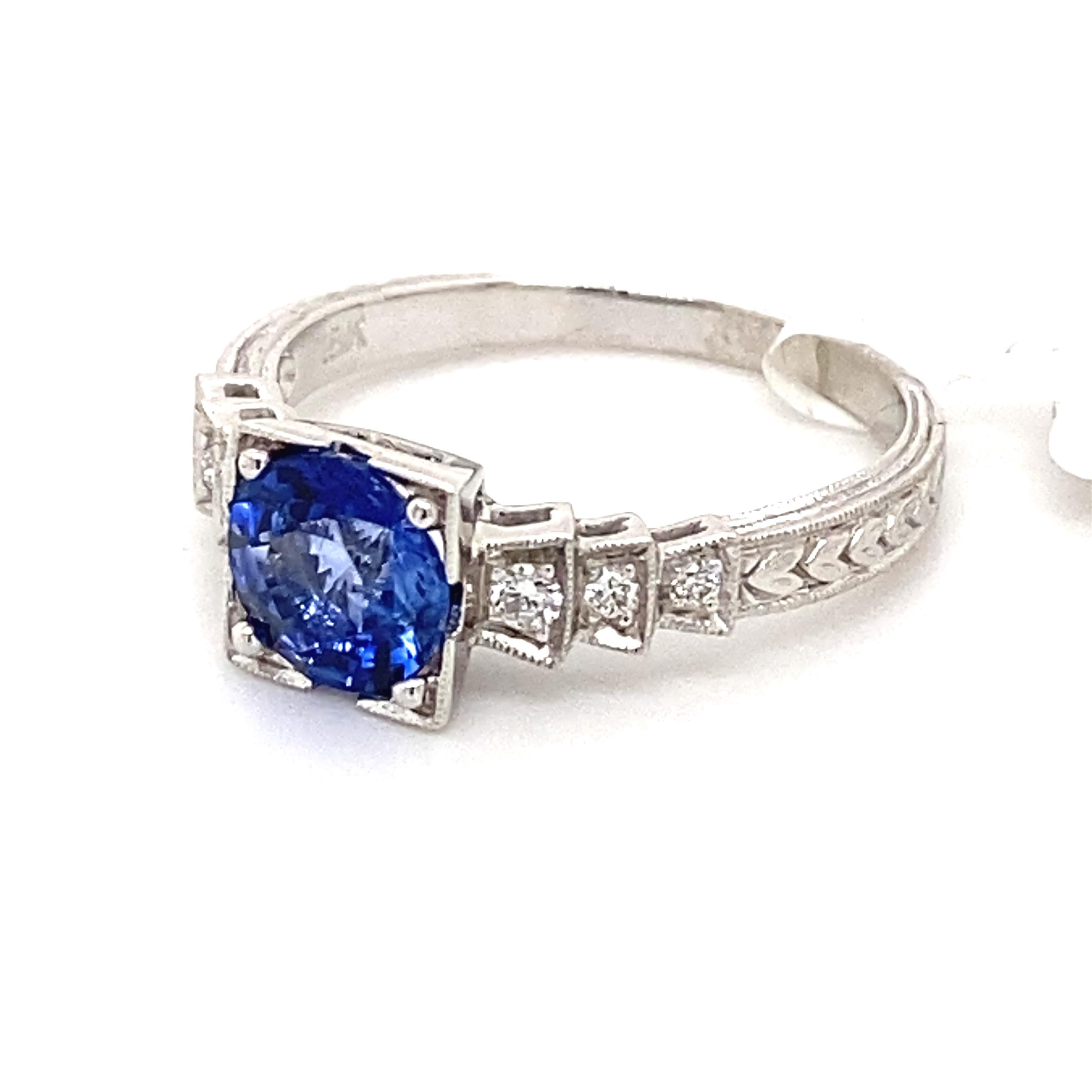 Round Cut Art Deco Style 1.37ctt Ceylon Sapphire & Diamond Ring 18 Karat White Gold For Sale
