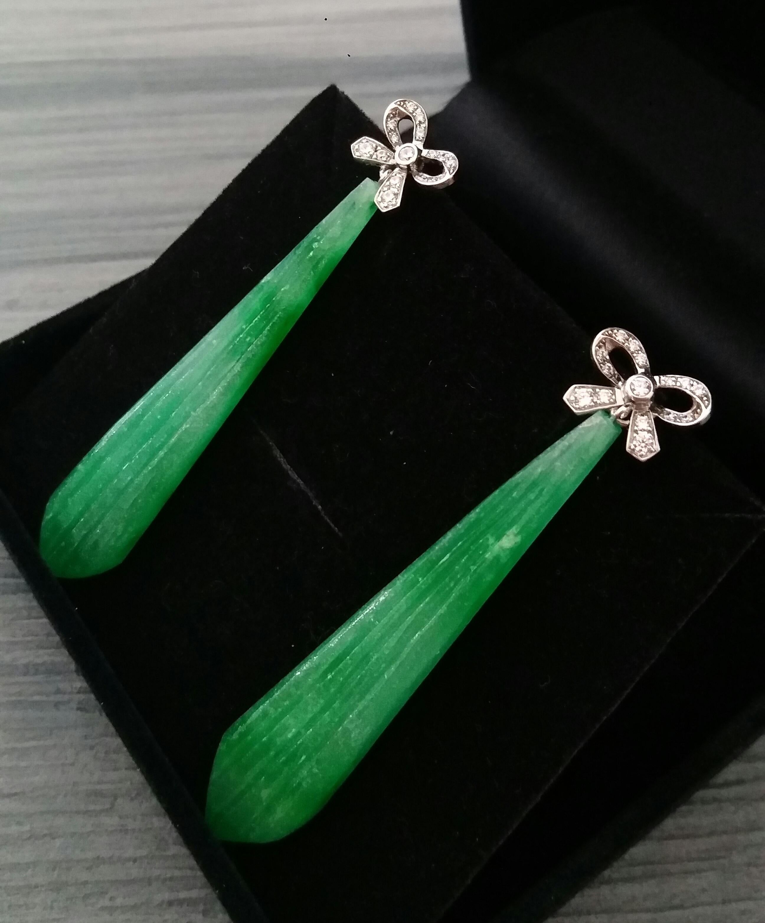 Art Deco Style 14k Gold and Diamonds Bows Engraved Jade Drops Dangle Earrings For Sale 2