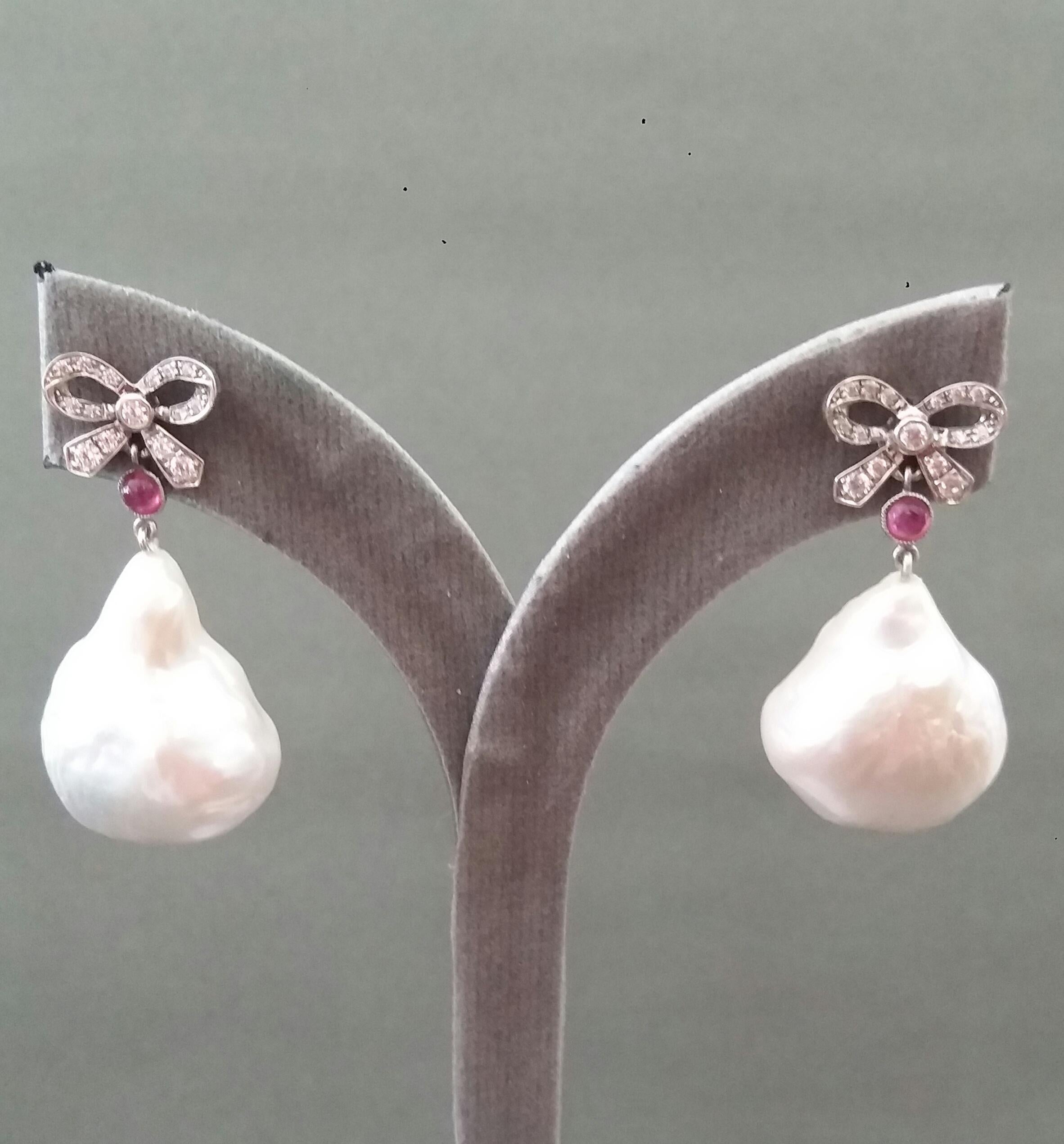 Art Deco Style 14k Gold And Diamonds Bows Rubies Baroque Pearls Dangle Earrings For Sale 4