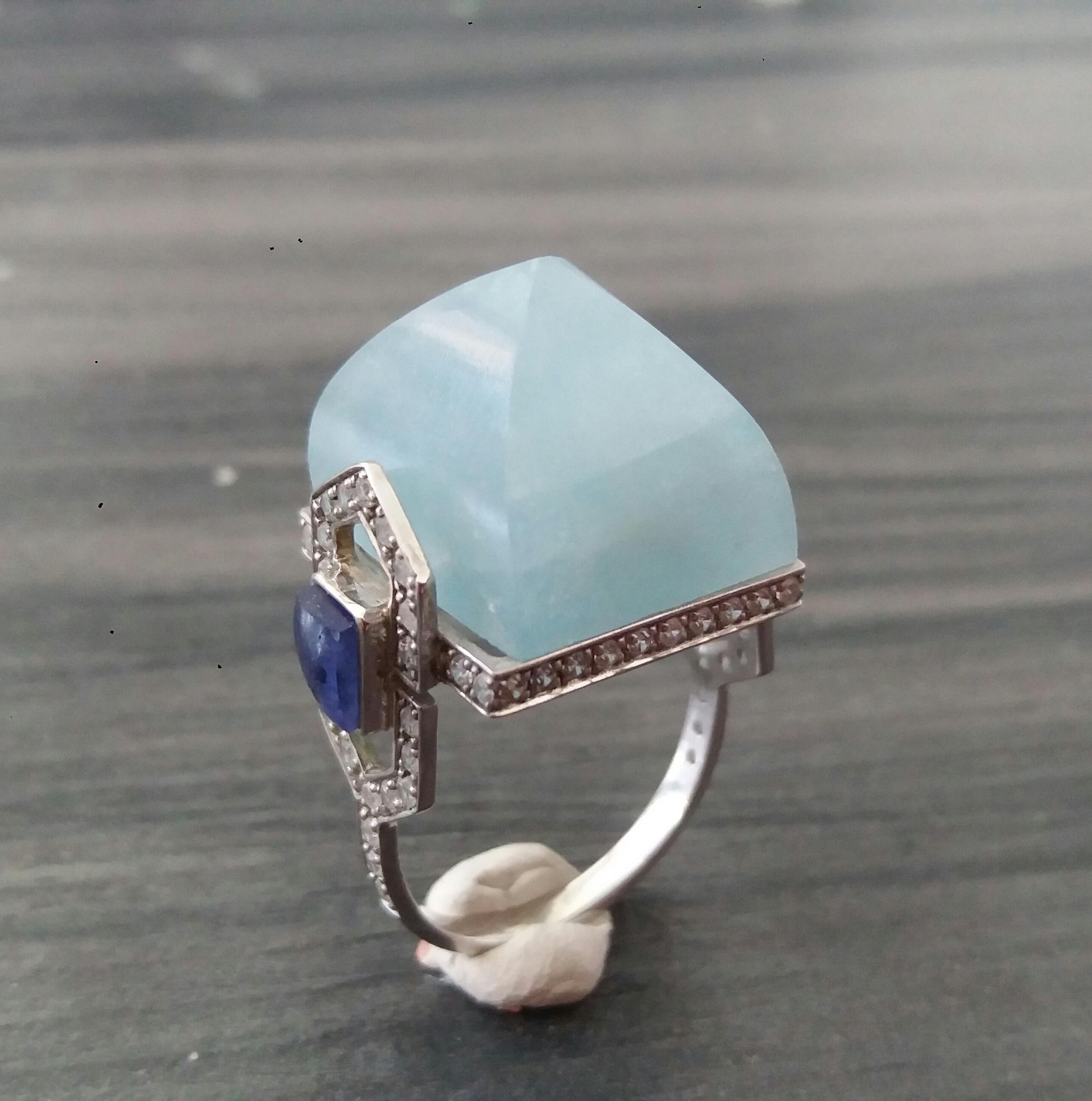 For Sale:  Art Deco Style 14k Gold Diamonds Blue Sapphires Aquamarine Pyramid Cocktail Ring 4