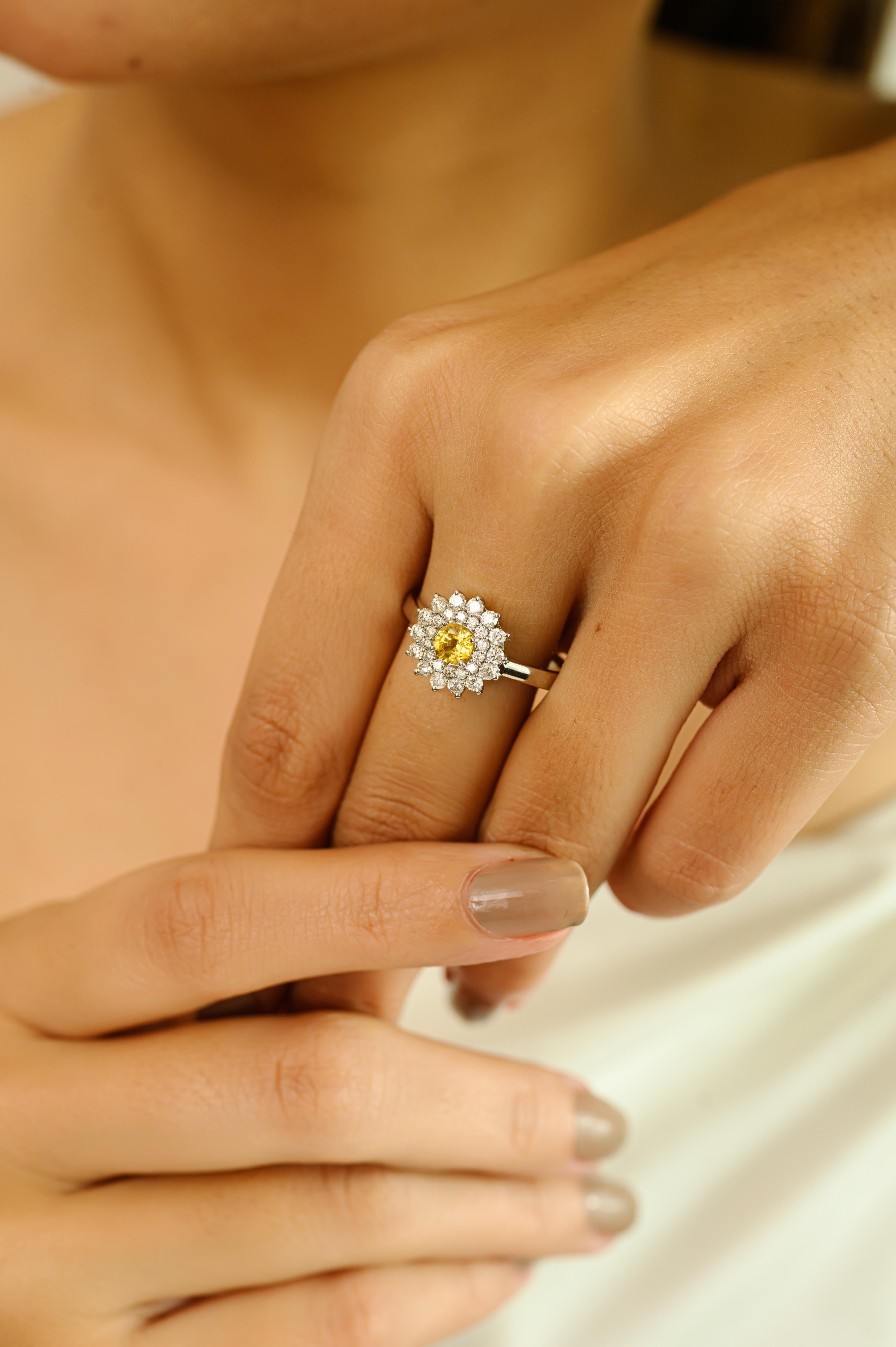 in vendita:  Art Deco Style 14k Gold Flower Ring with Natural Yellow Sapphire Diamond Petals 2