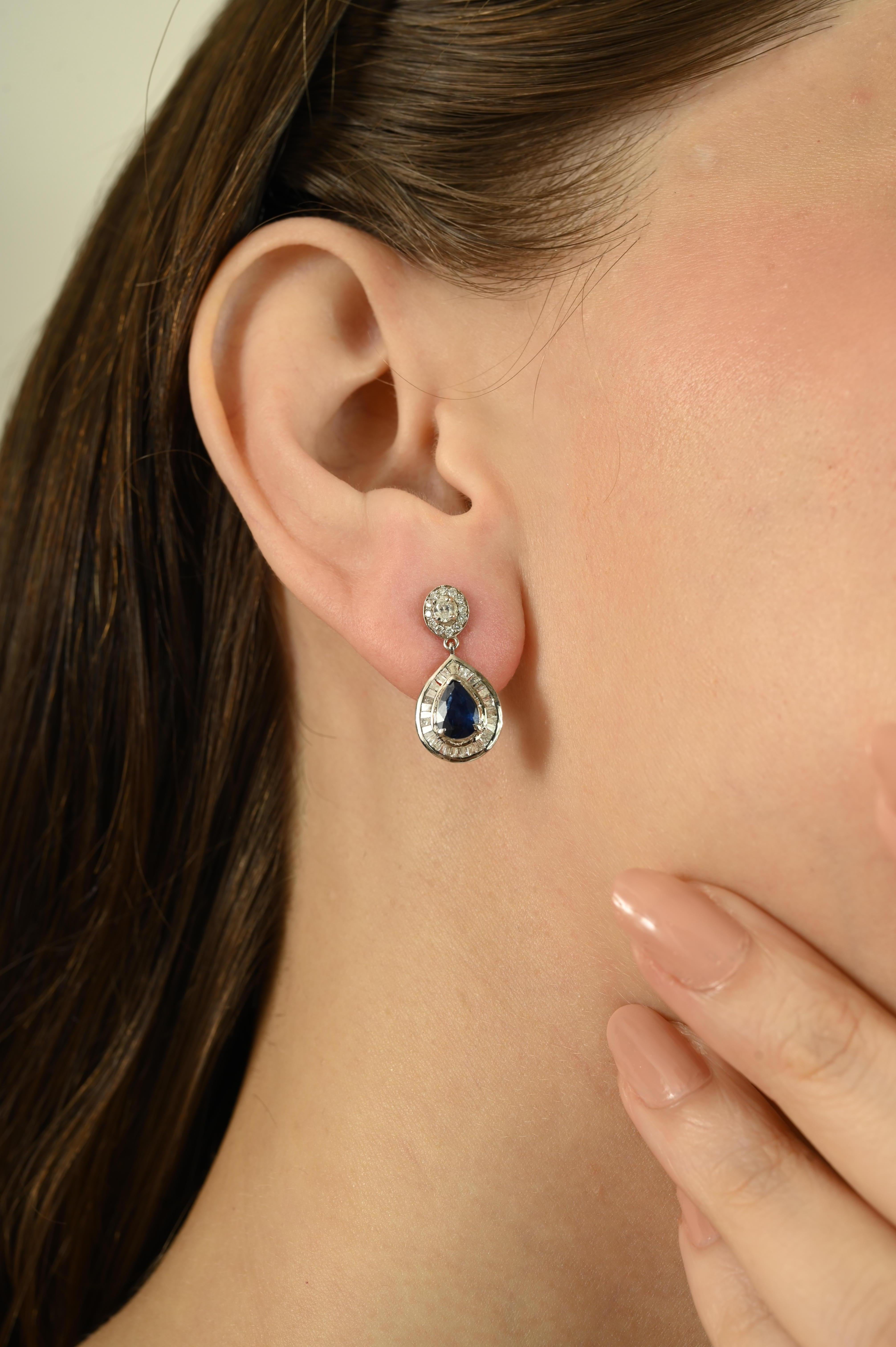 Orecchini a goccia a raggiera in oro 14K in stile Art Deco con zaffiro blu e diamanti da 1,46 carati in vendita 2