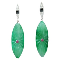 Pendants d'oreilles de style Art déco en or 14 carats, rubis, diamants, émail noir et jade sculpté