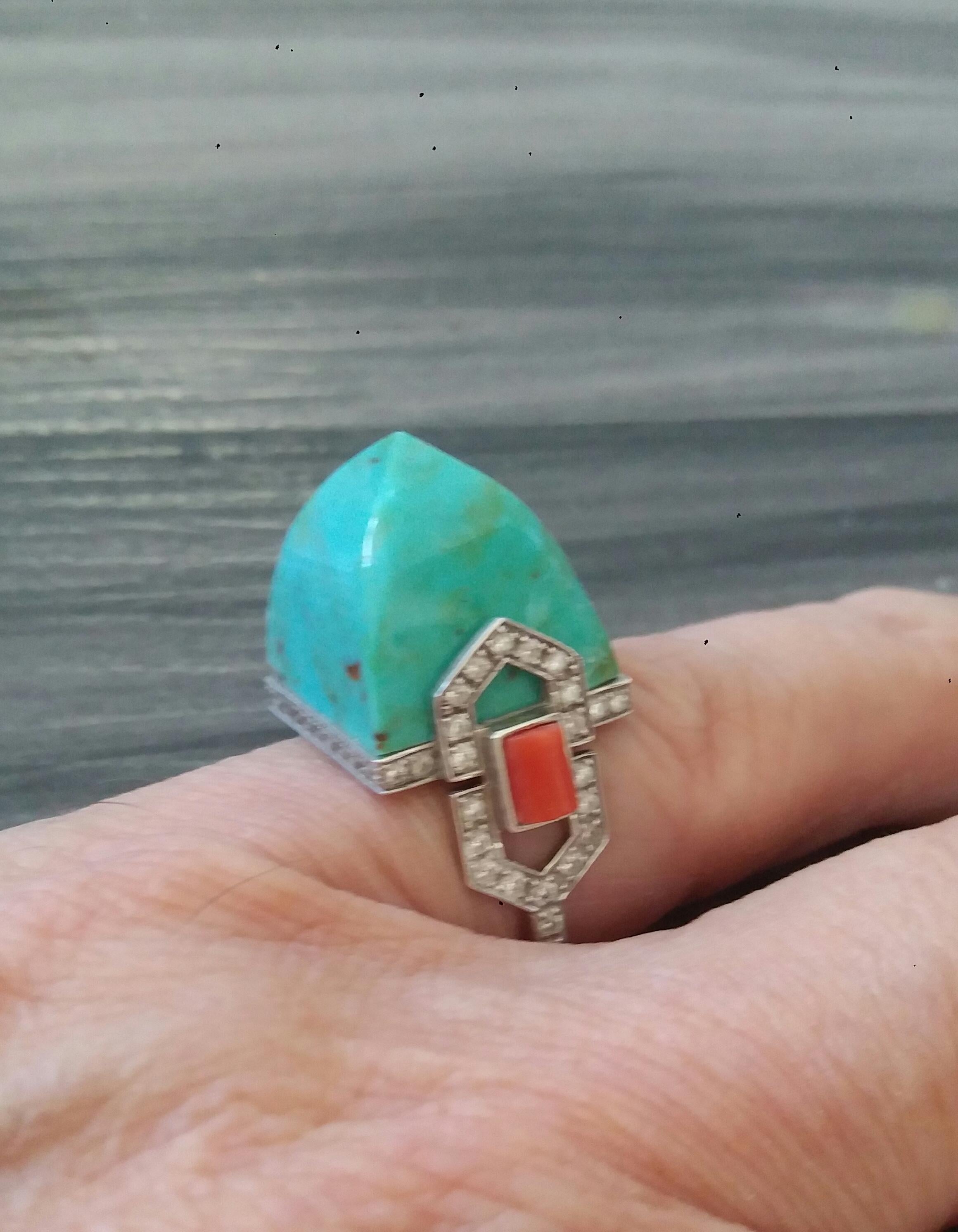 Art Deco Style 14K Solid Gold Diamonds 22 Carat Turquoise Pyramid Cocktail Ring For Sale 6