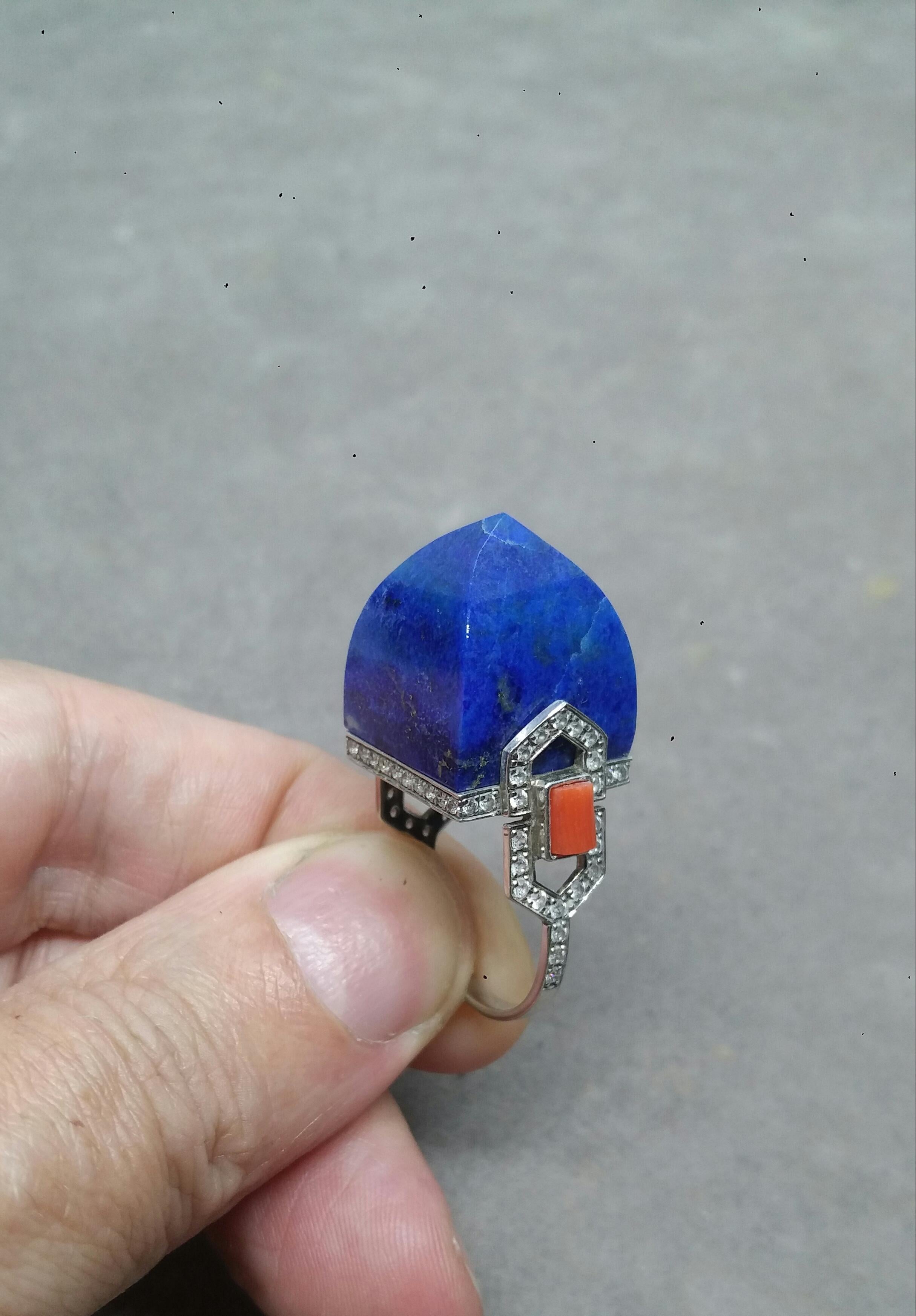 Mixed Cut Art Deco Style 14K Solid Gold Diamonds Genuine LapisLazuli Pyramid Cocktail Ring For Sale