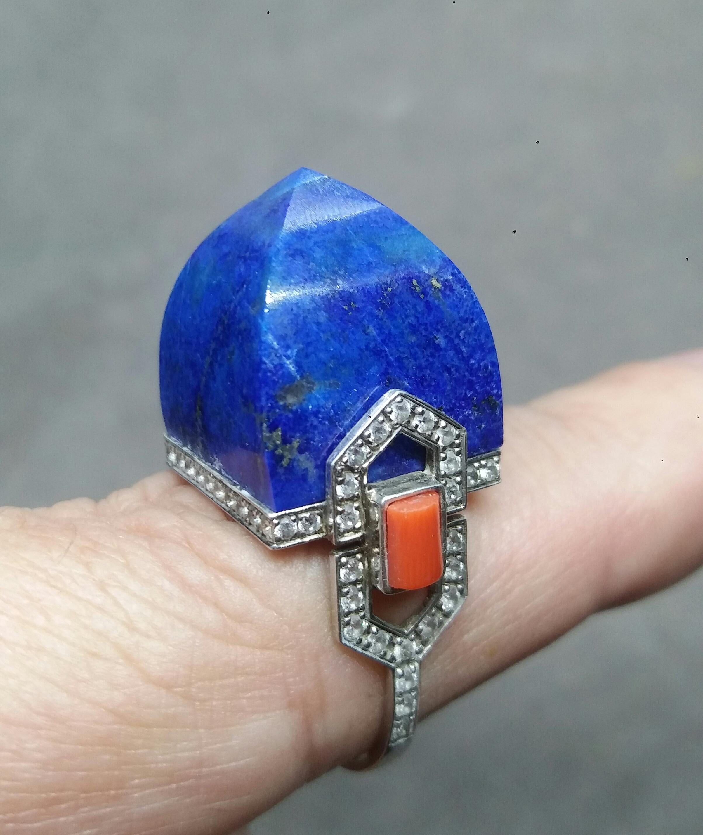 Women's Art Deco Style 14K Solid Gold Diamonds Genuine LapisLazuli Pyramid Cocktail Ring For Sale