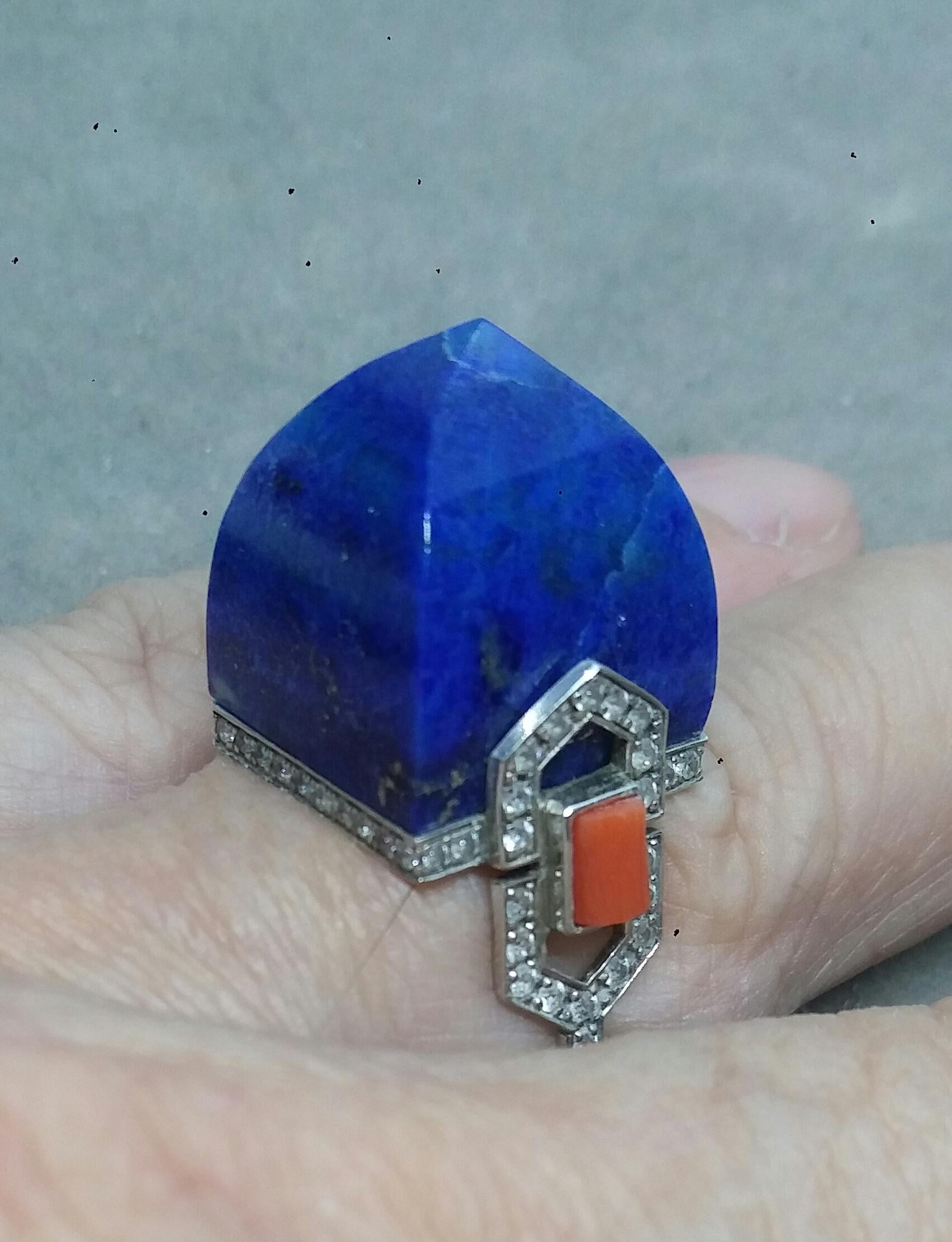 Art Deco Style 14K Solid Gold Diamonds Genuine LapisLazuli Pyramid Cocktail Ring For Sale 4