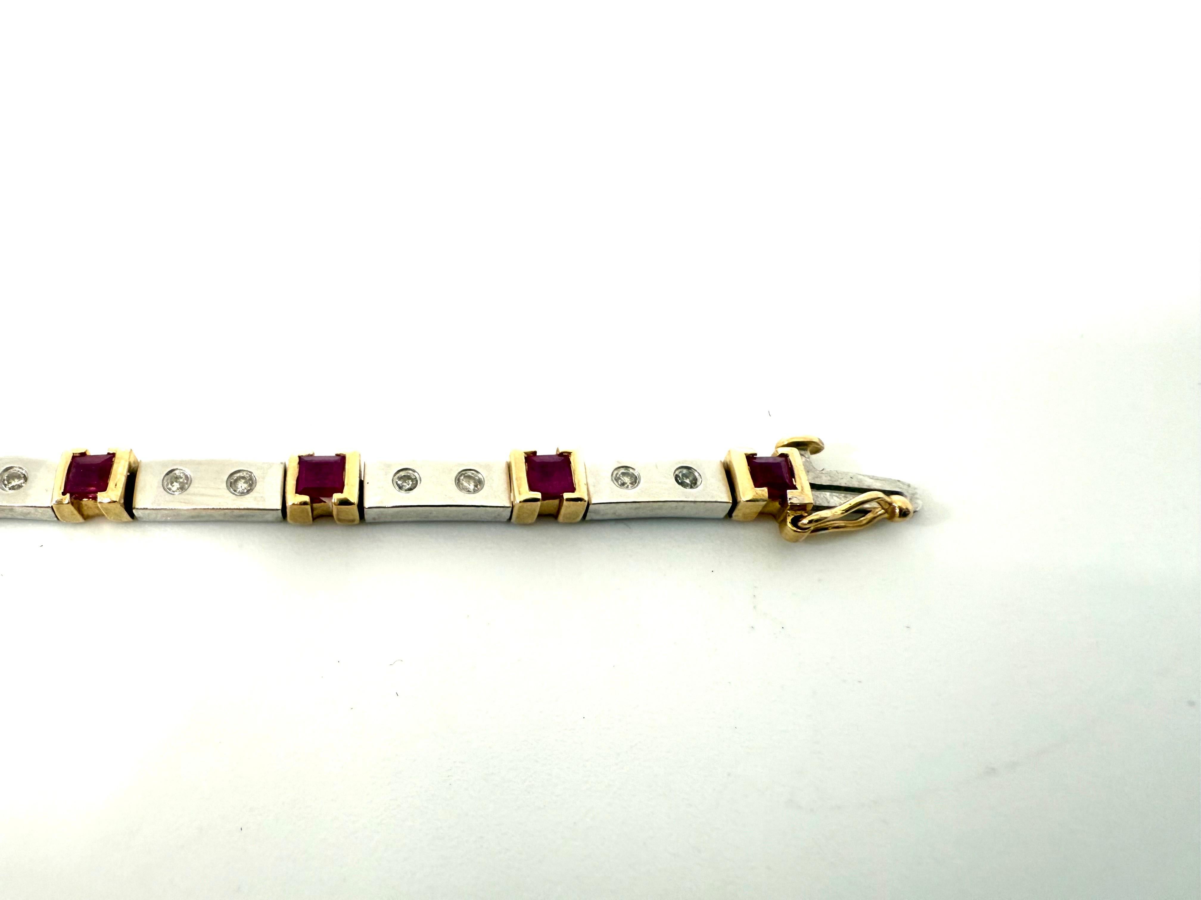 Stile Art Deco  Bracciale in oro bianco 14K con rubini e diamanti in vendita 2