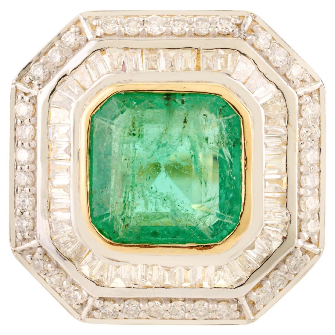 En vente :  Bague de cocktail en or jaune 14K de style Art Déco avec émeraudes et diamants baguettes