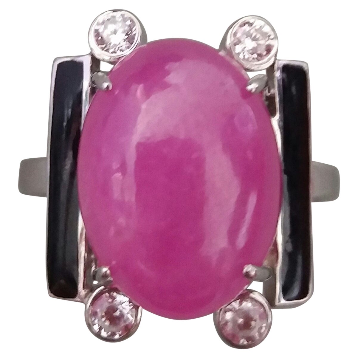 Bague de style Art déco en or 14 carats, émail noir et rubis ovale cabochon de 15 carats