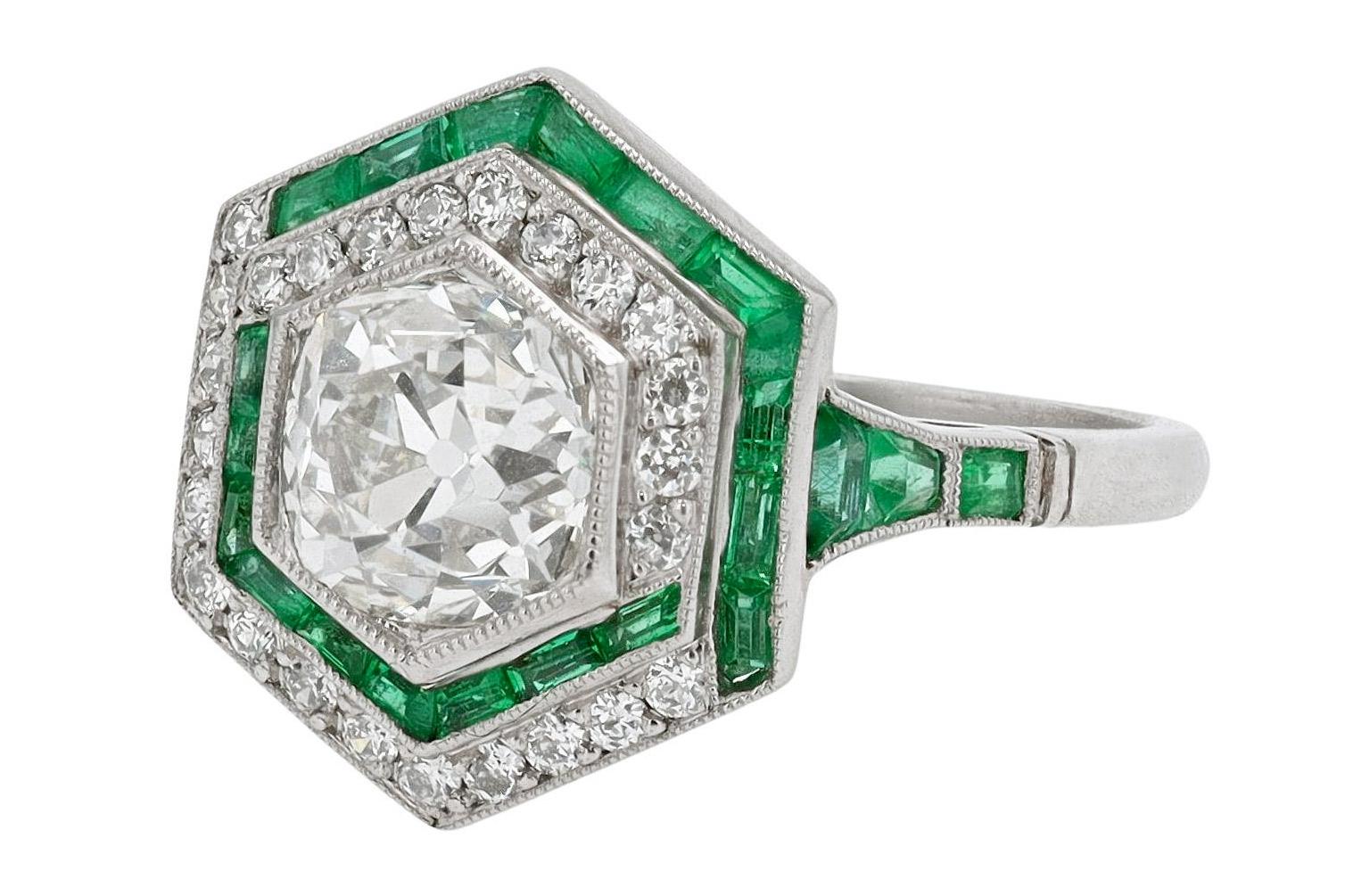 Women's Art Deco Style 1.59 Carat Old Mine Diamond Emerald Engagement Ring