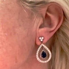 Orecchini pendenti in stile Art Deco con diamanti e zaffiri da 1,60 carati