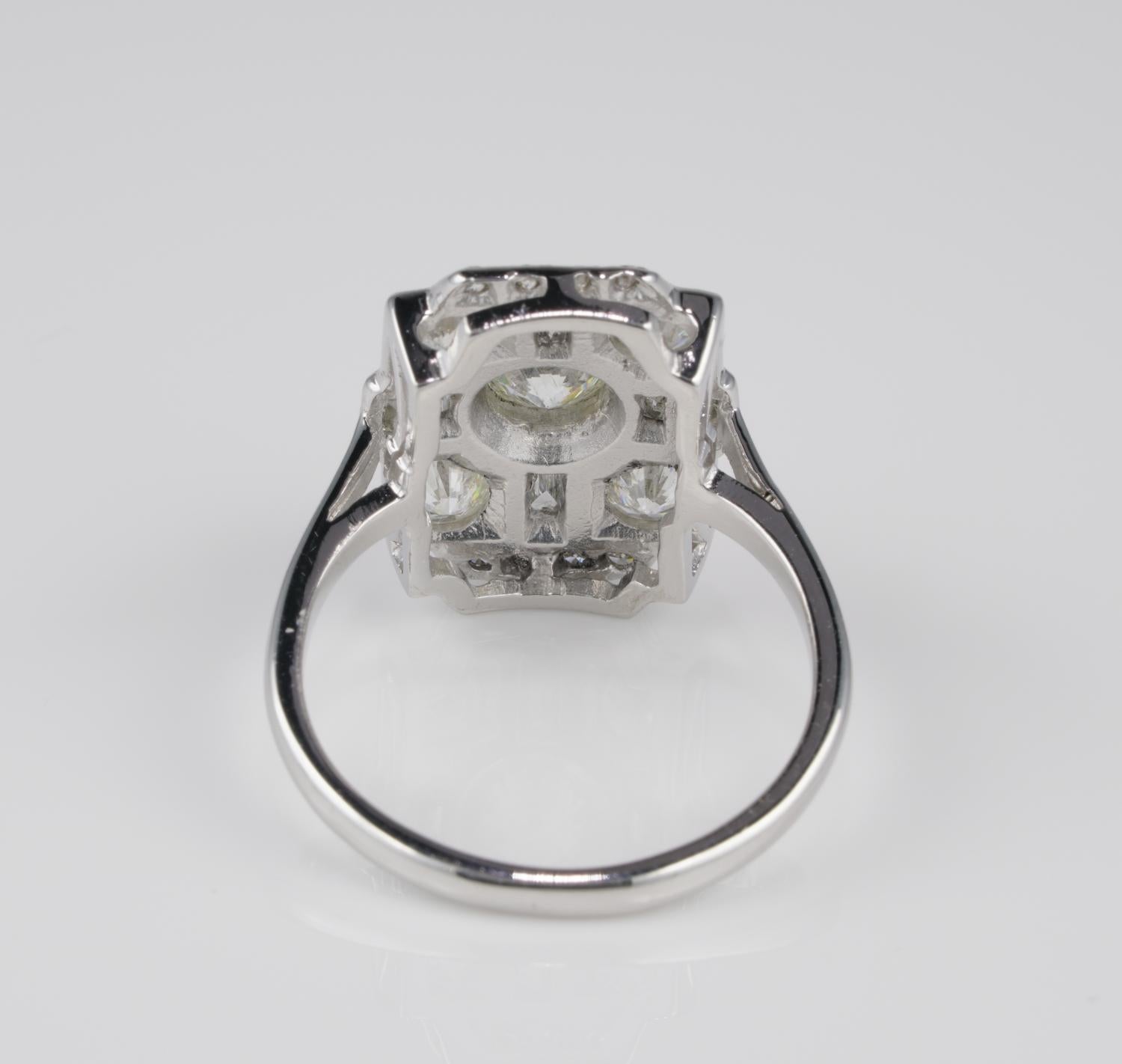 Women's Art Deco Style 1.60 Ct Diamond Dazzling Dinner Ring For Sale