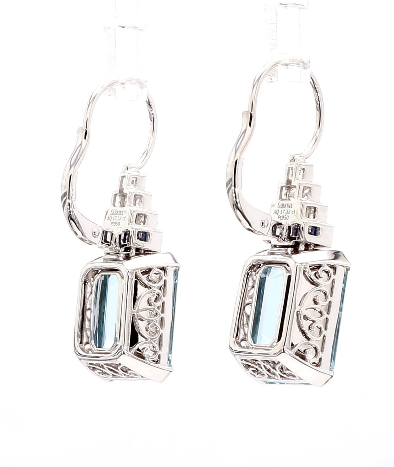 Women's Art Deco Style 17.38 CTS Aquamarine Diamond and Sapphire Earring For Sale