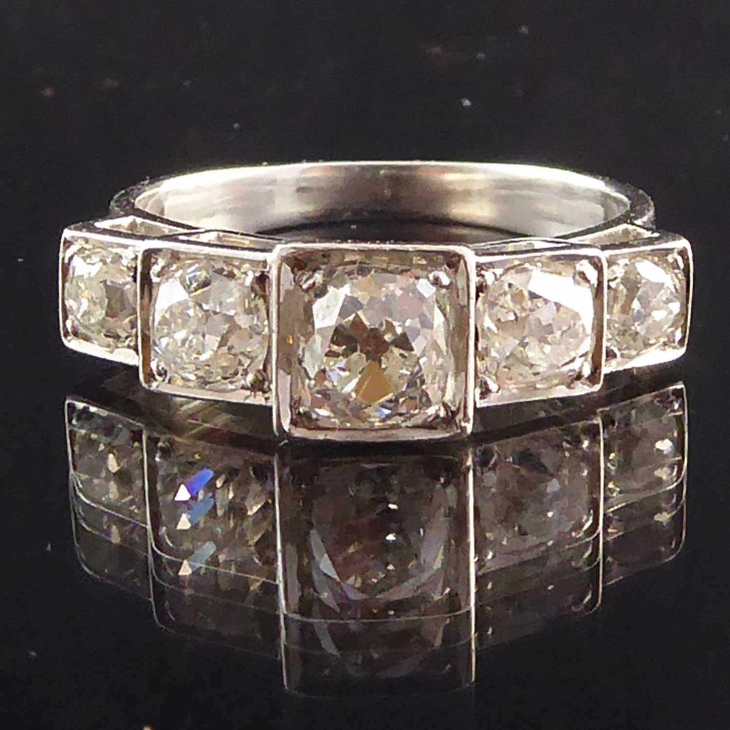 Art Deco Style 1.75 Carat Old Cut Diamond Ring, circa 1930s-1940s 6