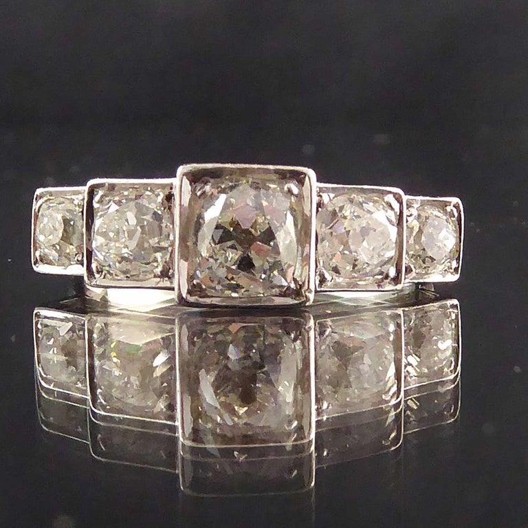 Art Deco Style 1.75 Carat Old Cut Diamond Ring, circa 1930s-1940s For Sale 9