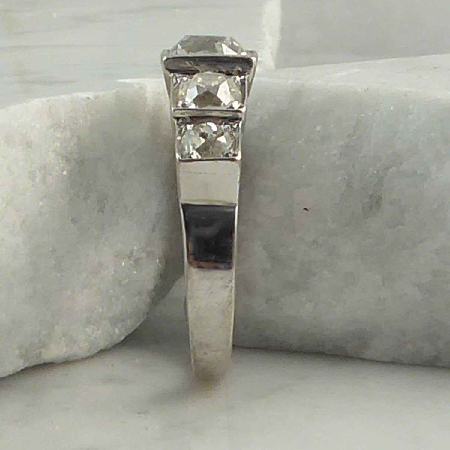 Old European Cut Art Deco Style 1.75 Carat Old Cut Diamond Ring, circa 1930s-1940s
