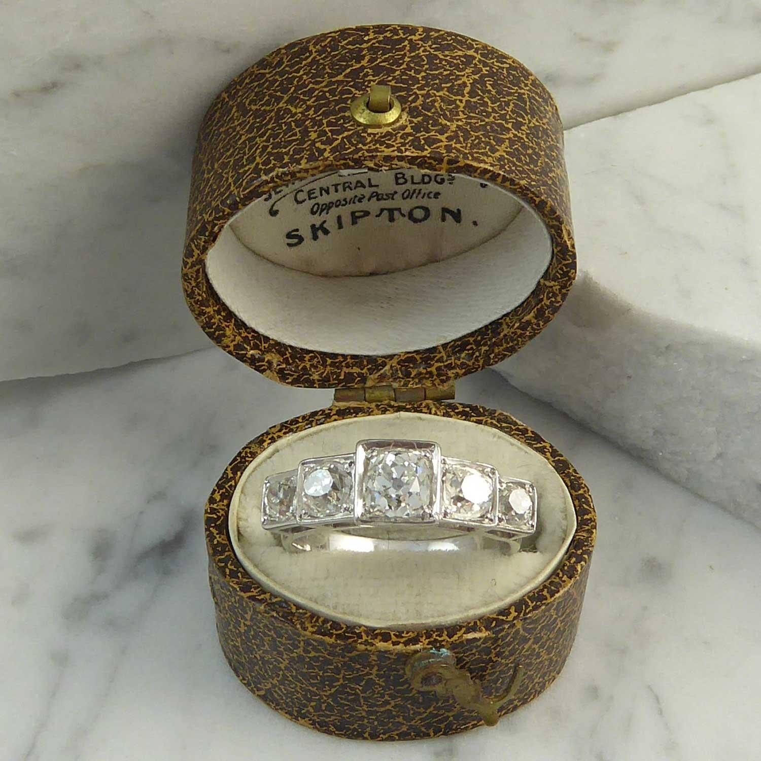 Art Deco Style 1.75 Carat Old Cut Diamond Ring, circa 1930s-1940s 1