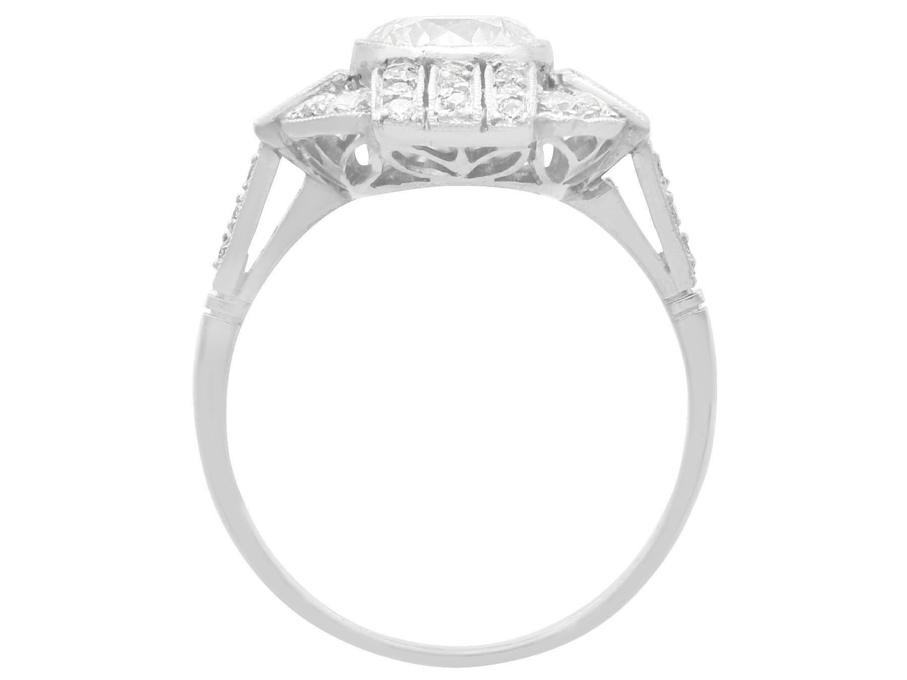 Women's or Men's Art Deco Style 1.78 Carat Diamond and Platinum Cocktail Ring For Sale