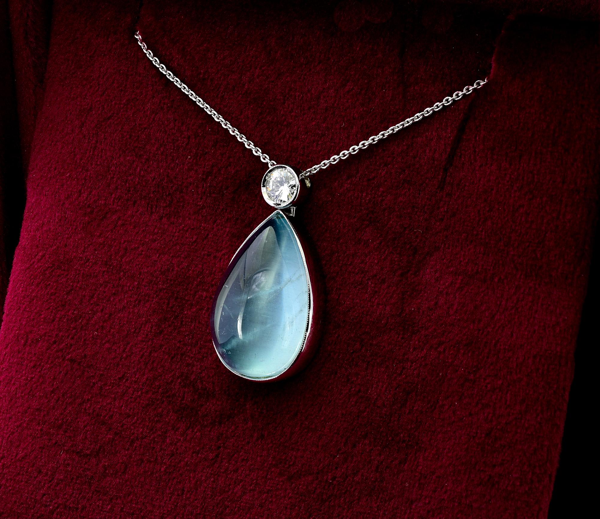 Art Deco Style 17.80 Ct Natural Aquamarine Diamond Drop Pendant 18 KT For Sale 1