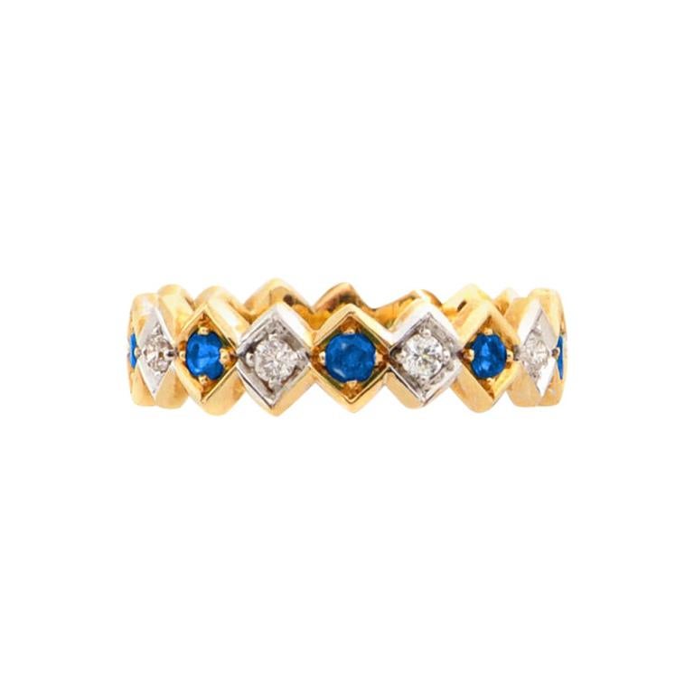 0.20 Karat Blue Sapphire 0.10 Karat White Diamond 18K Gold Unisex Band Ring For Sale