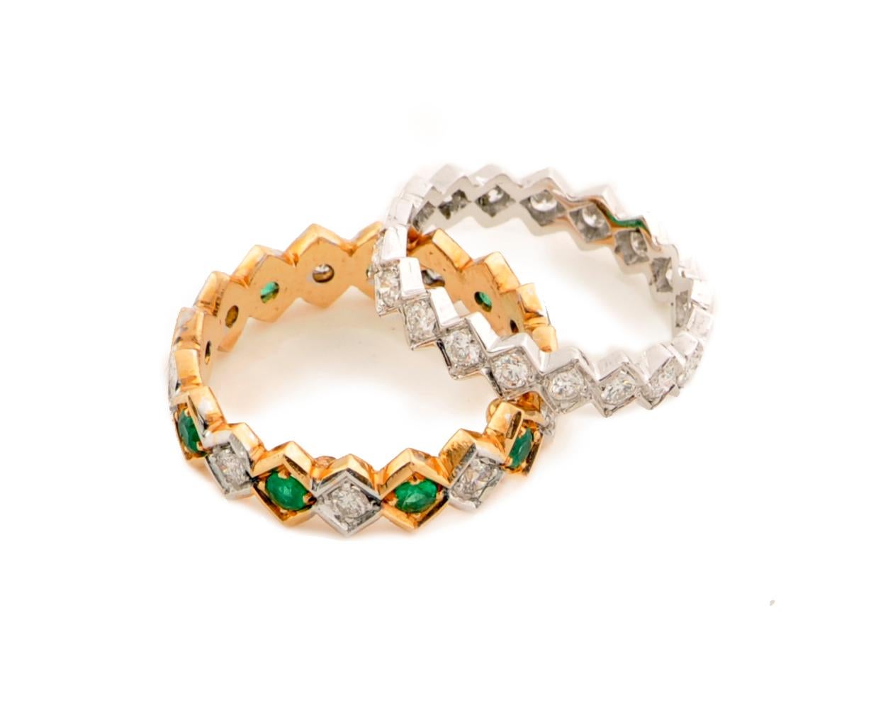 Art Deco Style 18 Karat Gold 0.20 Karat Emerald 0.08 Karat White Diamond Ring In New Condition For Sale In Rome, IT