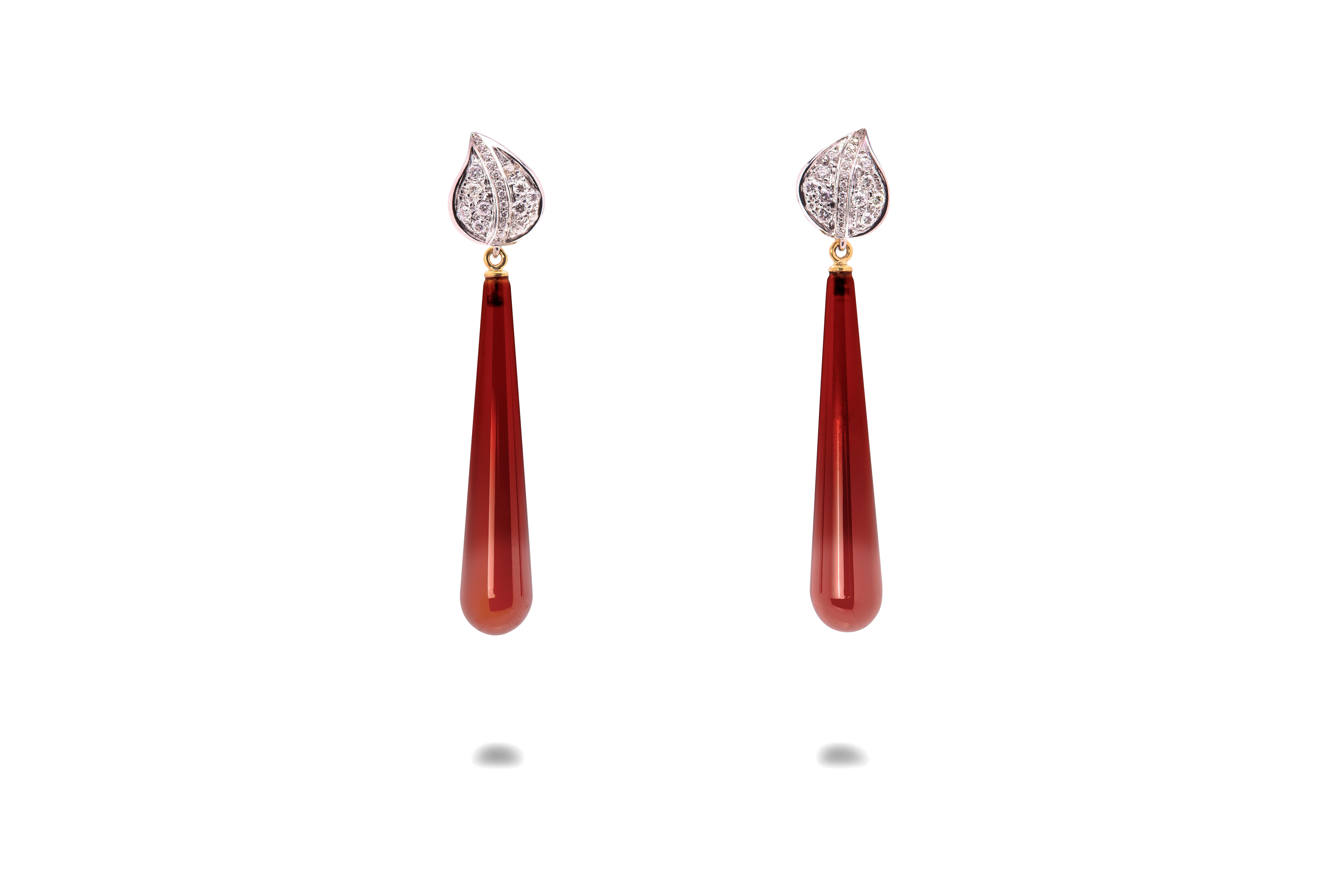 Art Deco Stil 18 Karat Gold 0,39 Karat weiße Diamanten Karneol Ohrringe Damen im Angebot