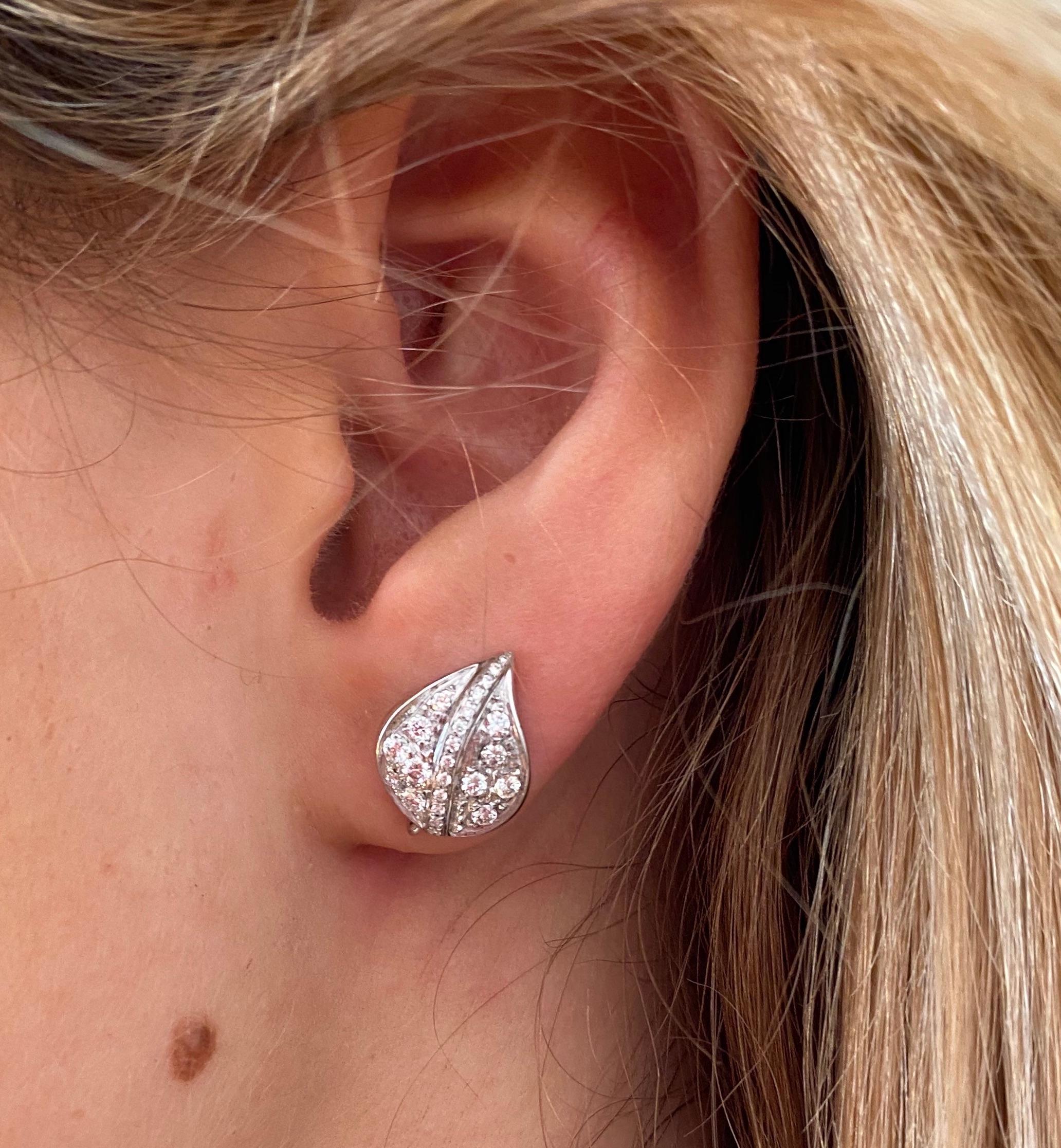 Art Deco Stil 18 Karat Gold 0,39 Karat weiße Diamanten Karneol Ohrringe im Zustand „Neu“ im Angebot in Rome, IT