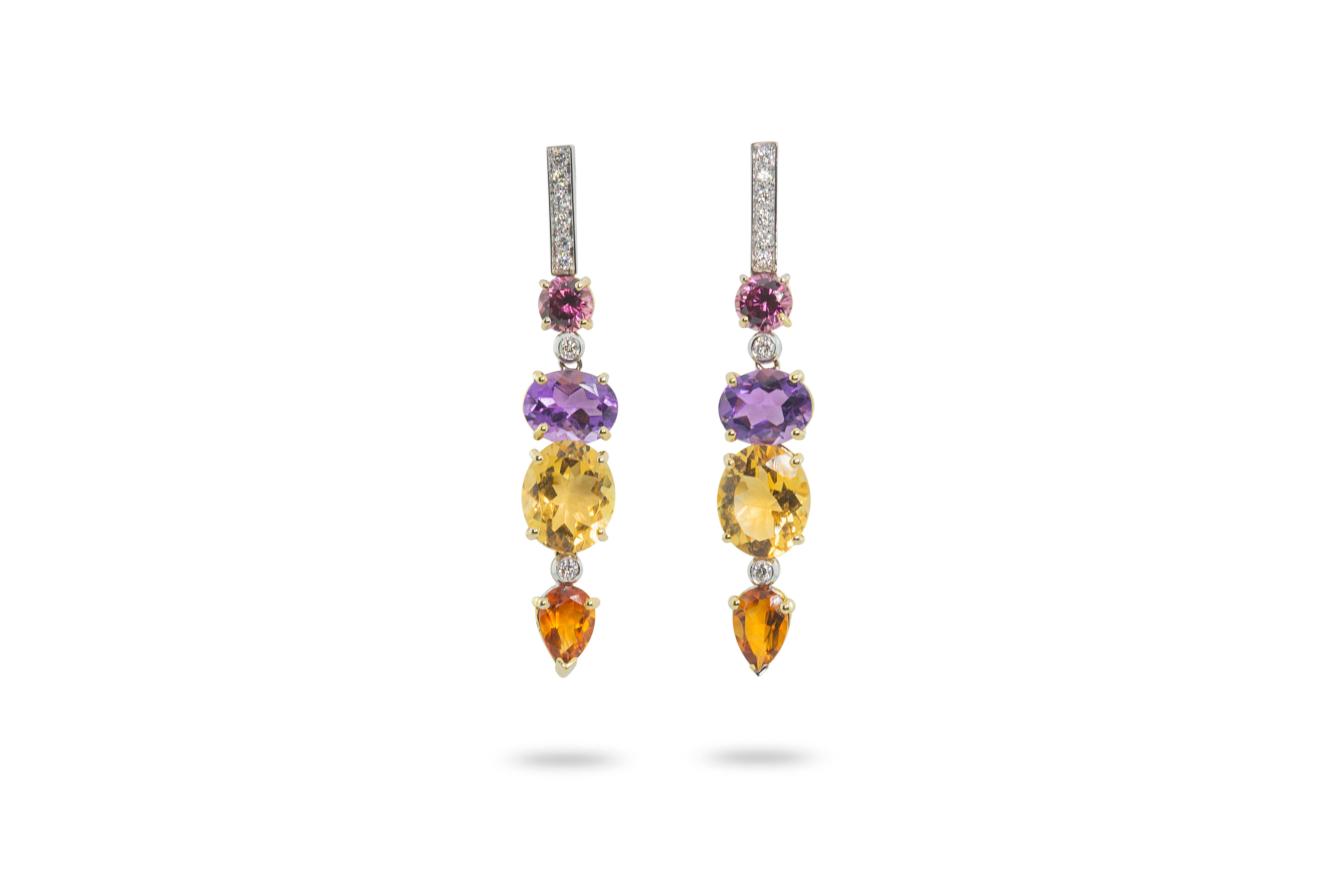 Rossella Ugolini Design Collection 18 Karat Gold 0.44 Karat White Diamonds Amethyst Citrine Earrings
This Sunshine earrings, shine with their own light: the particular cut of the surface of the gems of which they are composed shines under the rays