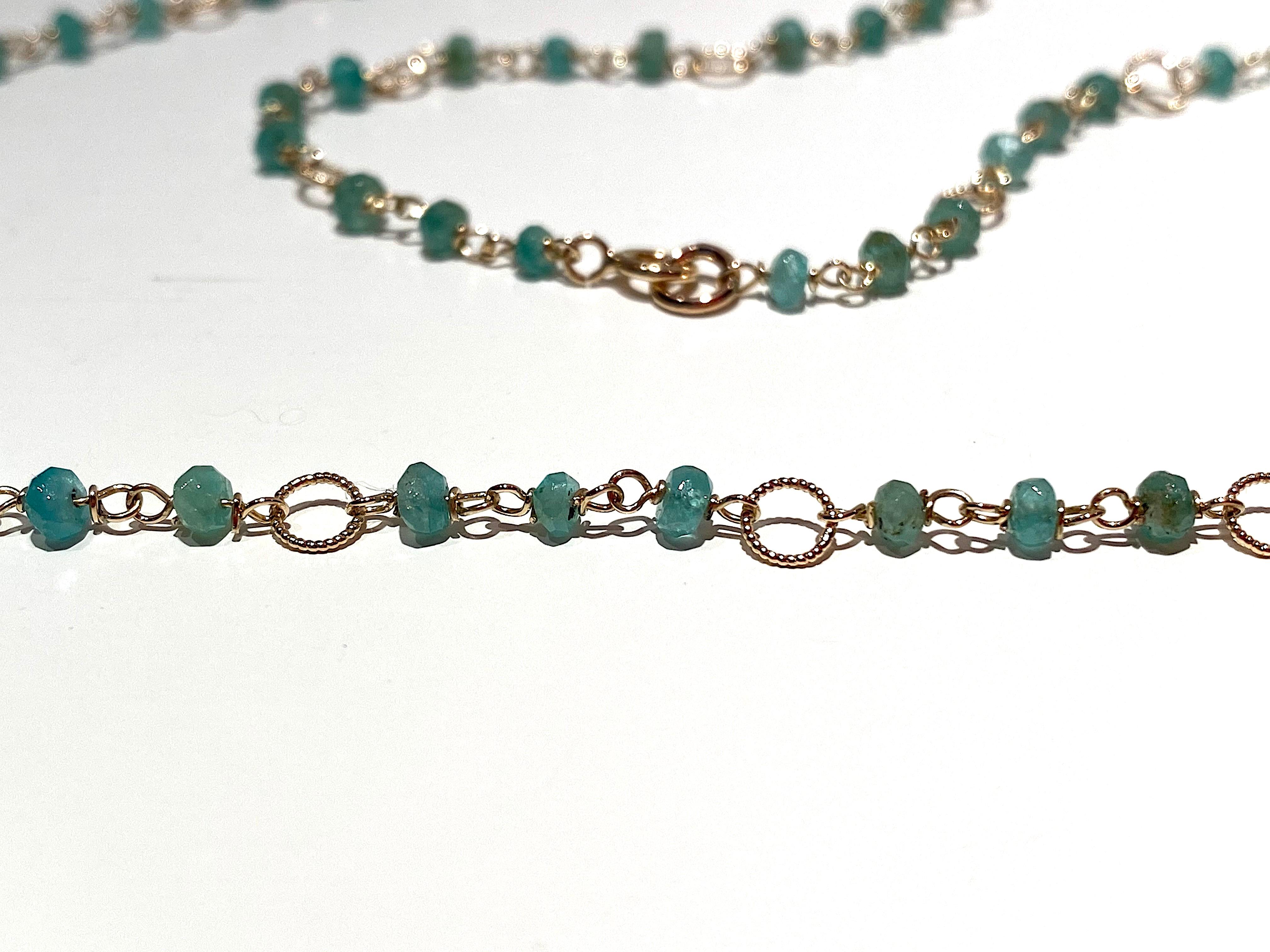 Art Deco Style 18 Karat Gold 45 Carat Emeralds Twisted Chain Beaded Necklace For Sale 5