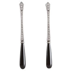 Boucles d'oreilles en goutte de style Art déco en or blanc 18 carats, onyx et diamants blancs de 0,95 carat