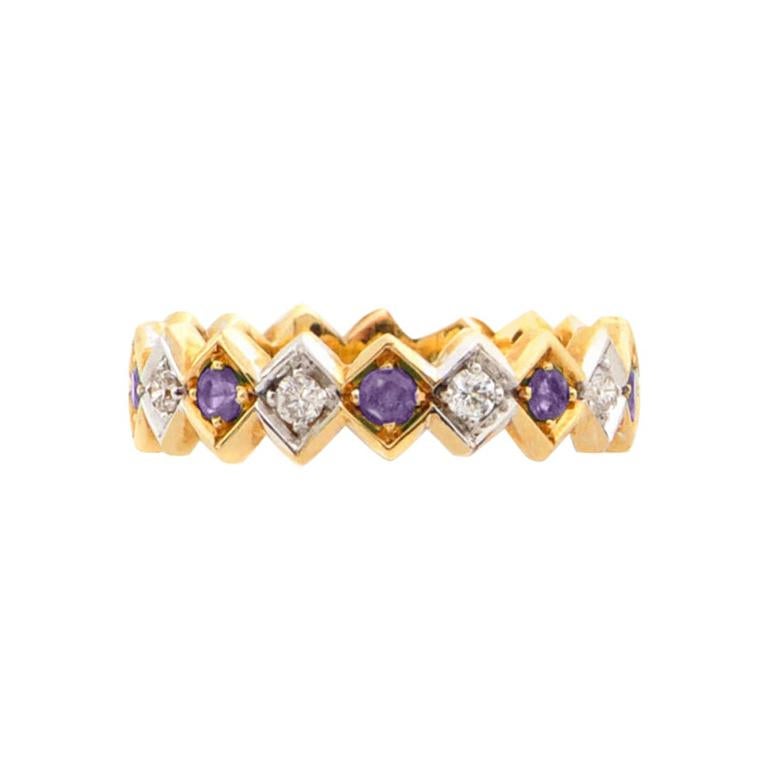 Art Deco Stil 18 Karat Gelbgold 0,08 Karat Weißer Diamant Amethyst Ring