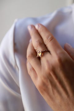Art Deco Style 18K Yellow Gold Citrine 0, 04 Karat Rubies Design Ring