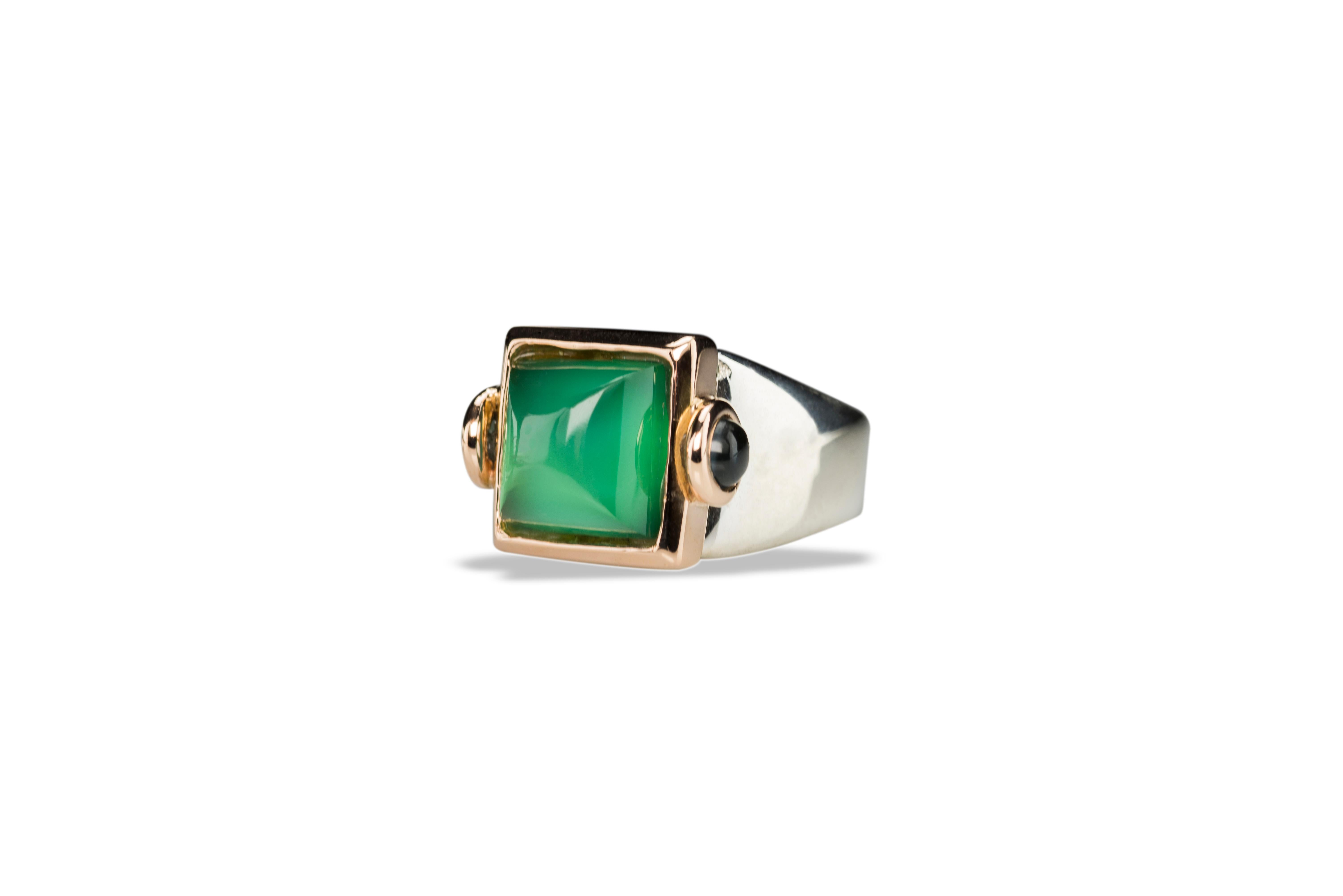 Mixed Cut Art Deco Style 18 Karat Yellow Gold Green Agate Tourmaline Cocktail Ring For Sale