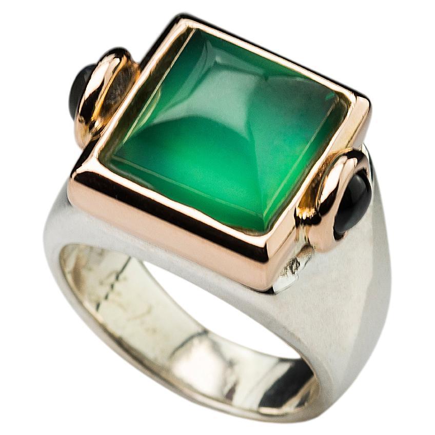 18 Karat Yellow & White Gold Art Deco Style Green Agate Tourmaline Cocktail Ring For Sale