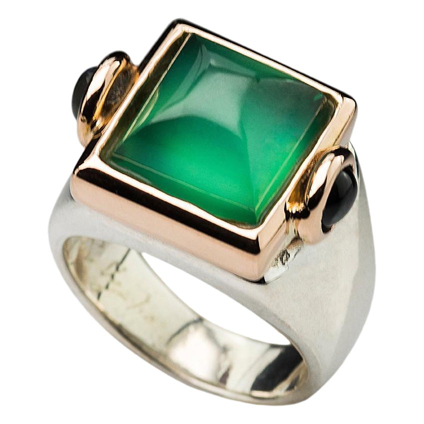 Bague cocktail de style Art déco en or jaune et blanc 18 carats avec agate verte et tourmaline