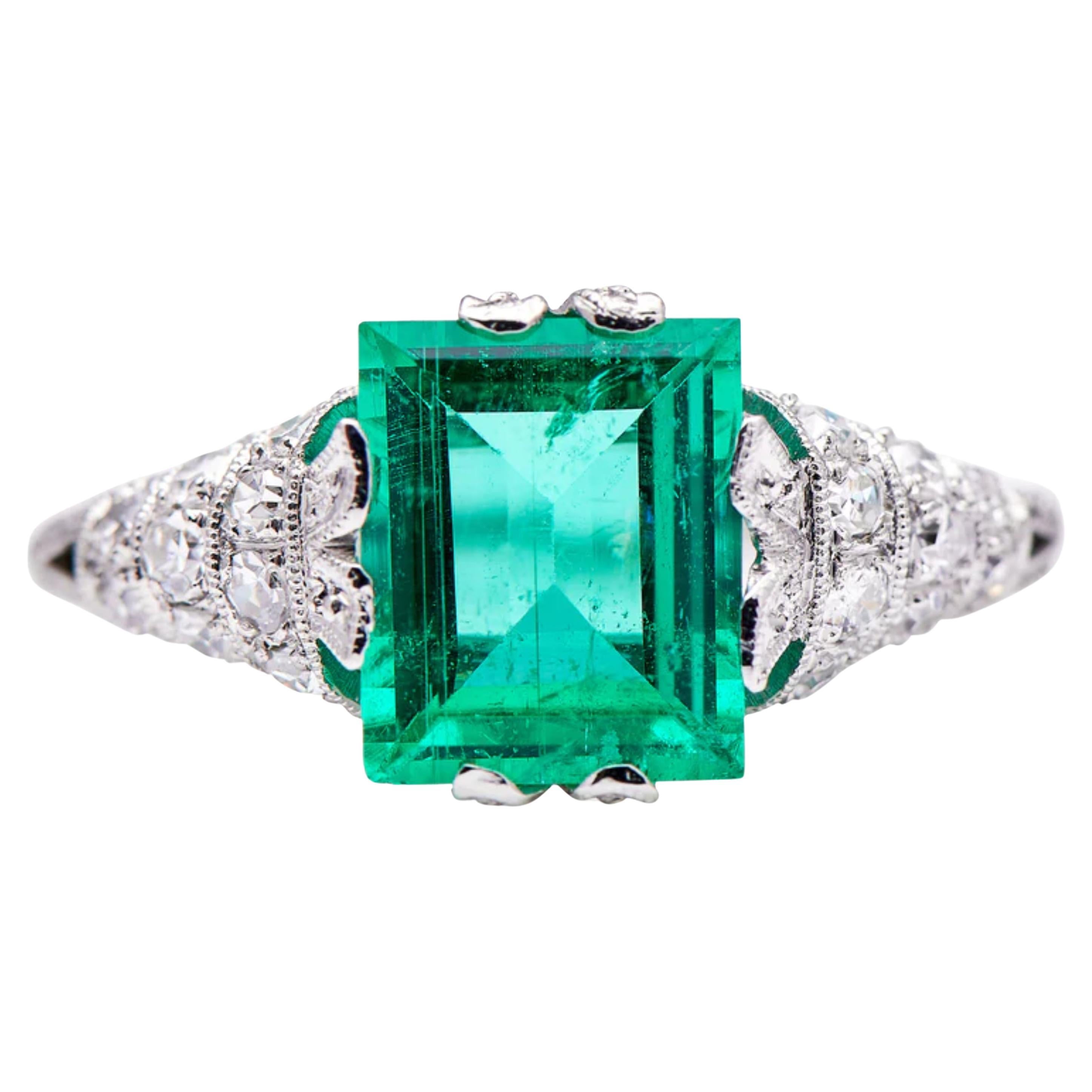 Art Deco Style 1.85 Ct Square Cut Emerald Diamond Engagement Ring Cocktail Ring For Sale