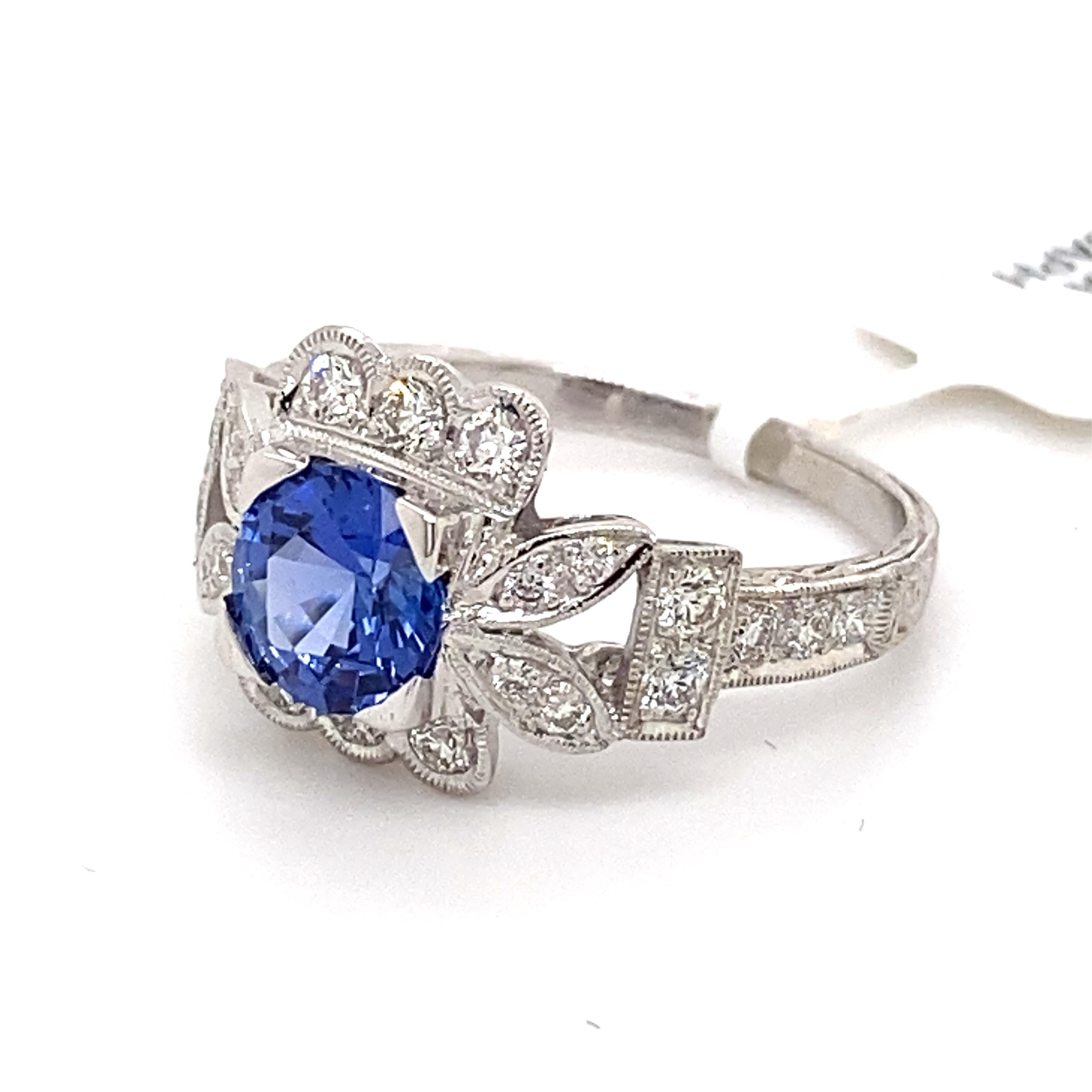 Round Cut Art Deco Style 1.86ctt Ceylon Sapphire & Diamond Ring 18 Karat White Gold For Sale
