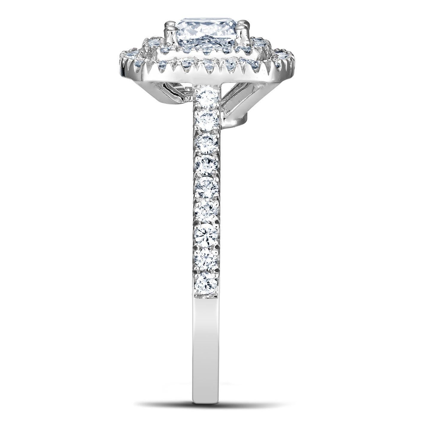 For Sale:  Art Deco Style 18k White Gold 0.70 Ct Diamond Ring GIA Certified with 0.55 Cts 3