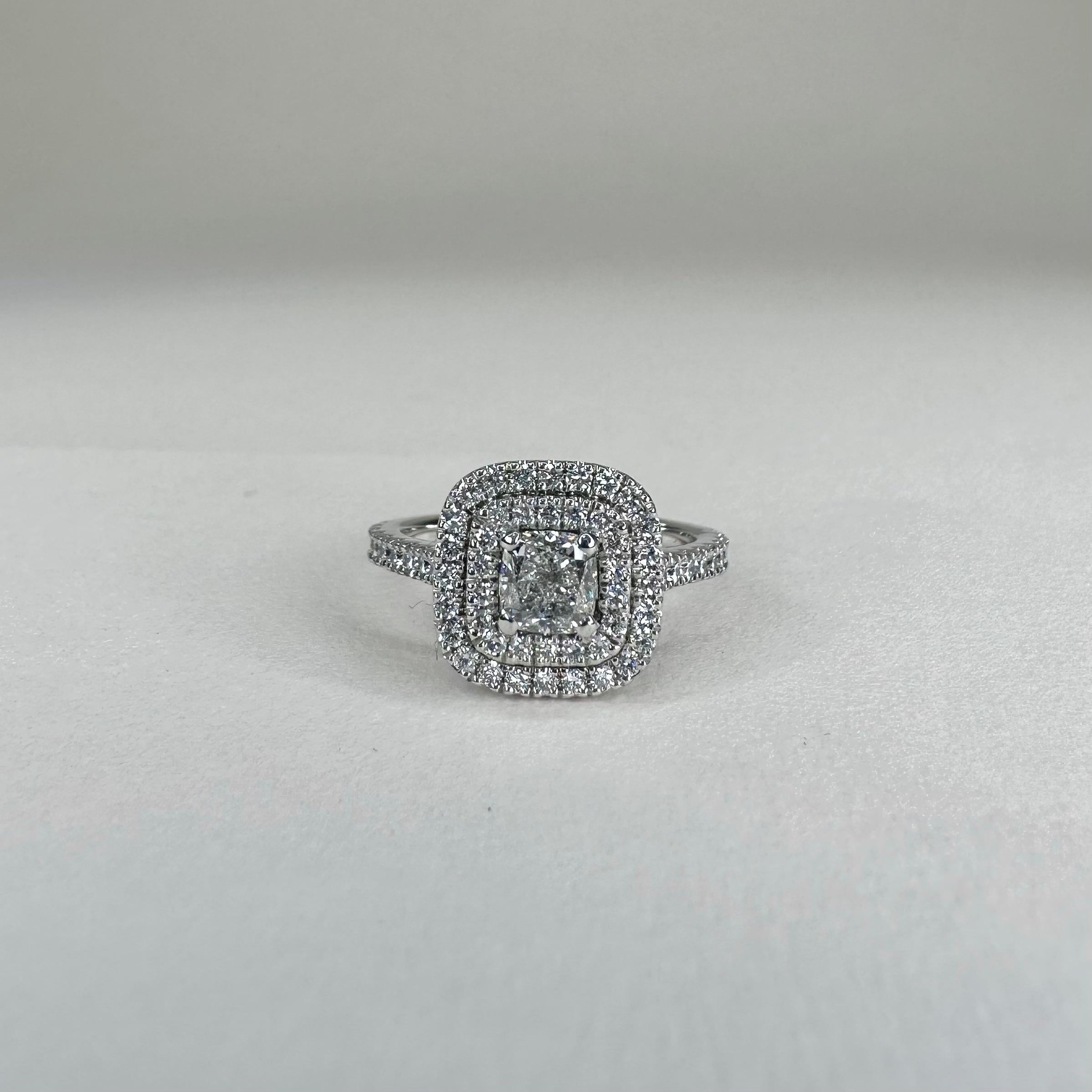 For Sale:  Art Deco Style 18k White Gold 0.70 Ct Diamond Ring GIA Certified with 0.55 Cts 4